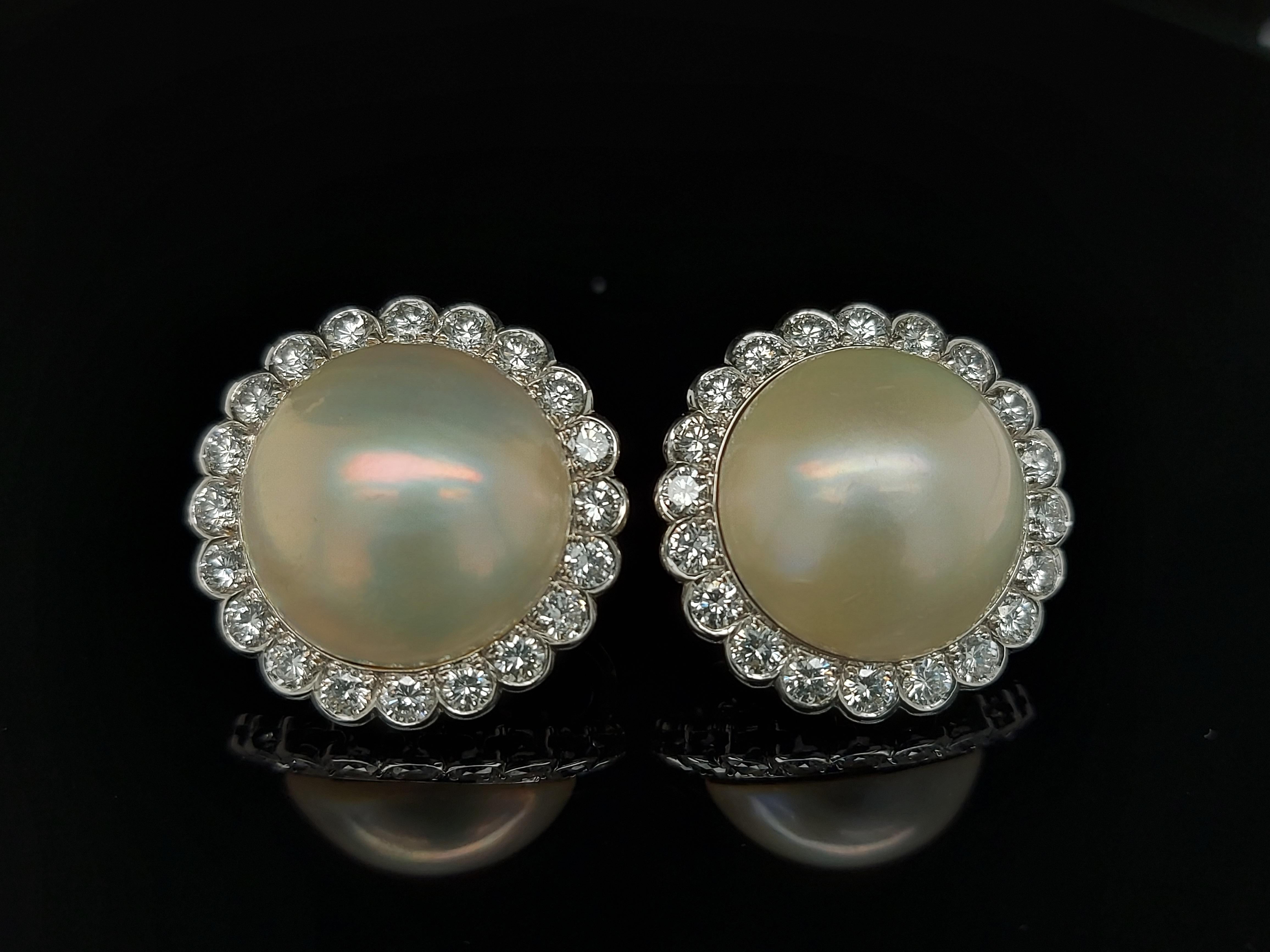 18kt White Gold Mabe Pearl Clip-On Earrings Surrounded with Diamonds For Sale 4