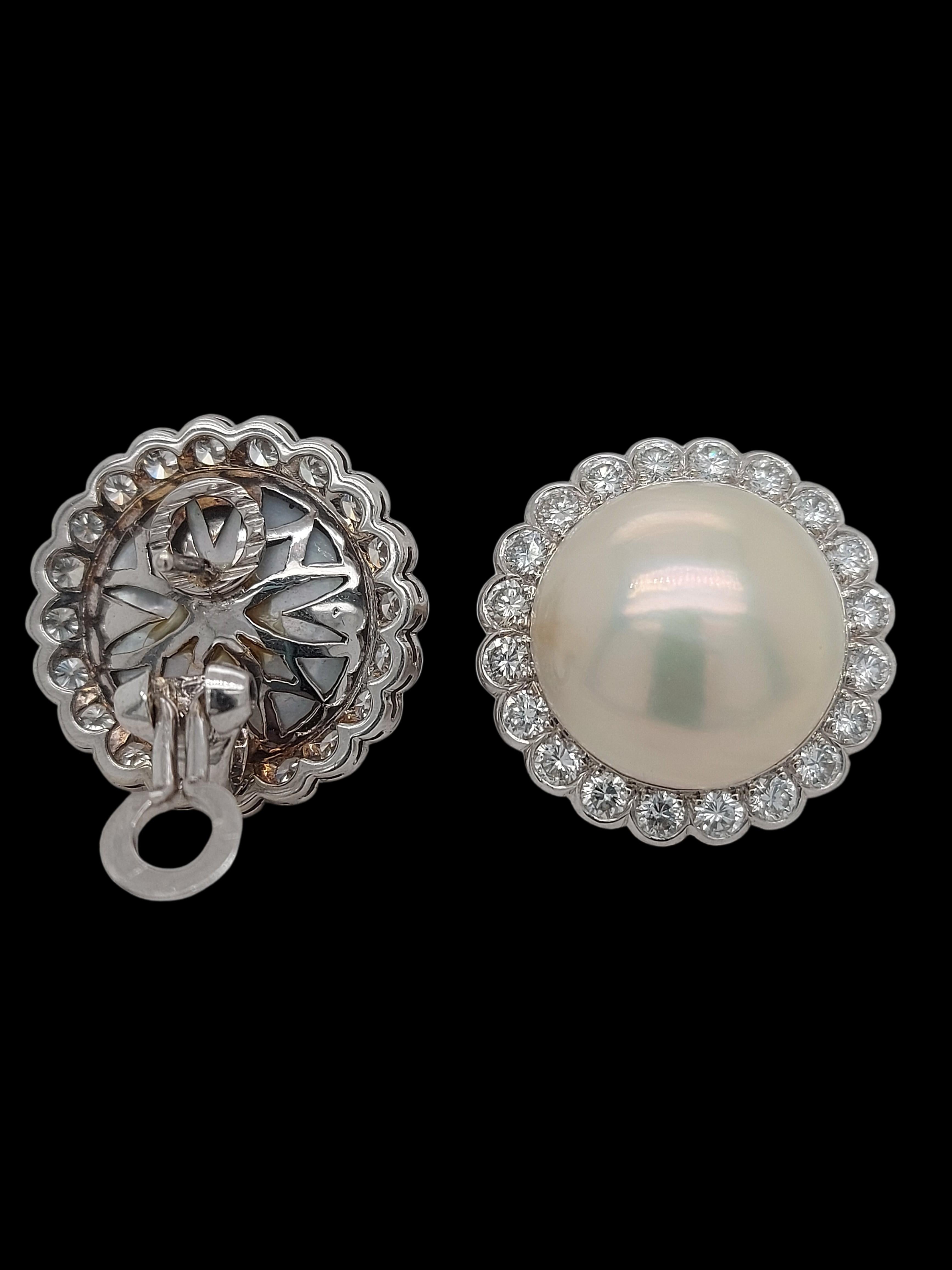 18kt White Gold Mabe Pearl Clip-On Earrings Surrounded with Diamonds For Sale 7
