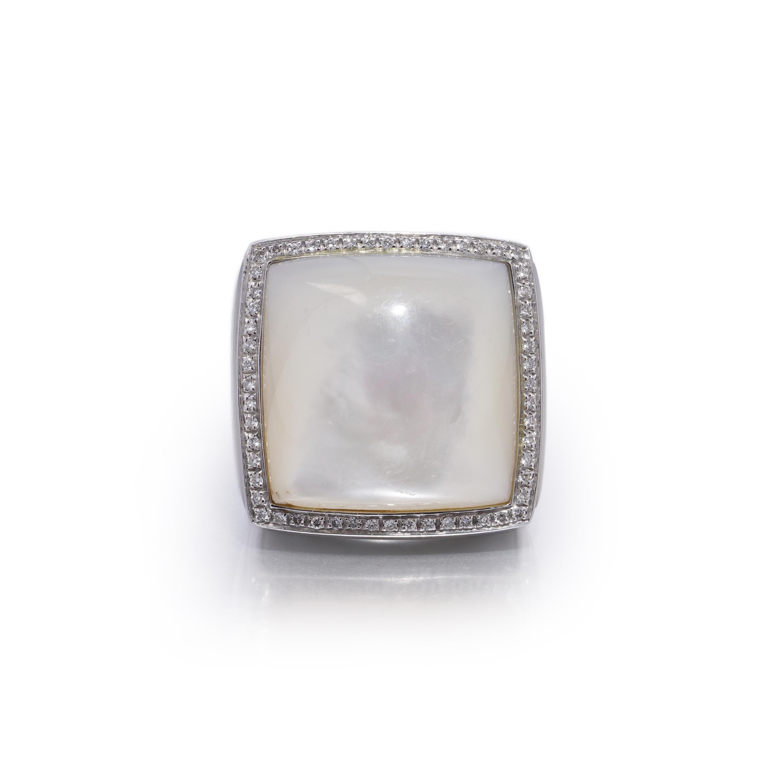 18kt Weißgold Perlmutt & Diamant Cocktail Ring im Angebot 1