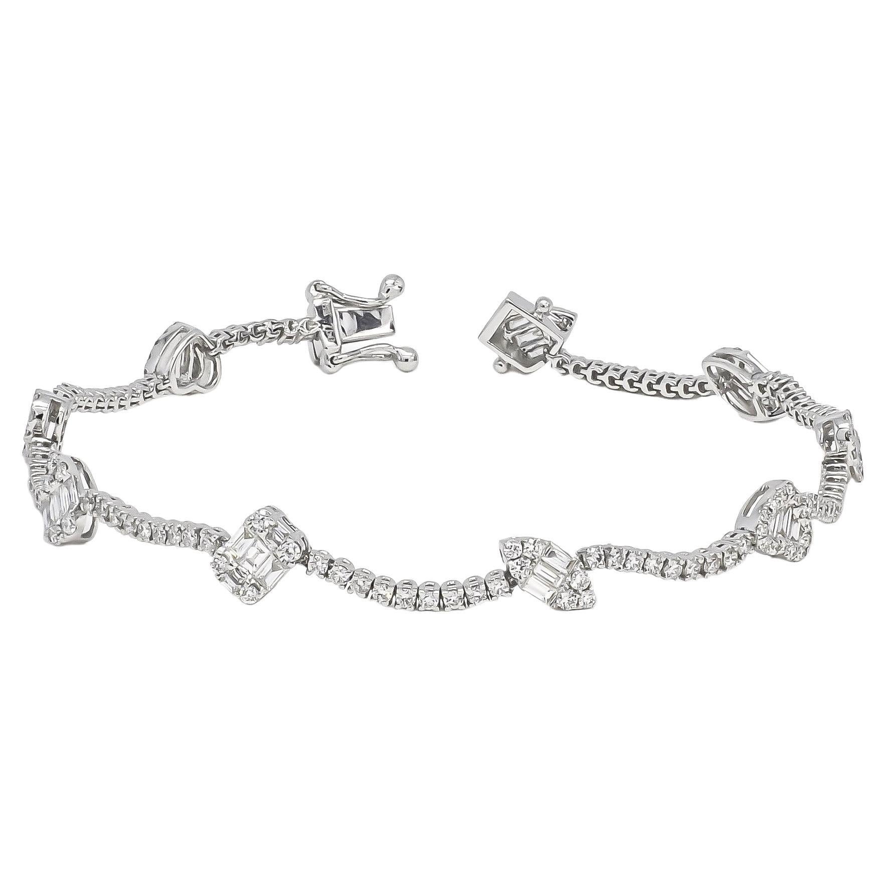 Bracelet tennis multiformes en or blanc 18 carats avec diamants naturels de 2,75 carats en vente