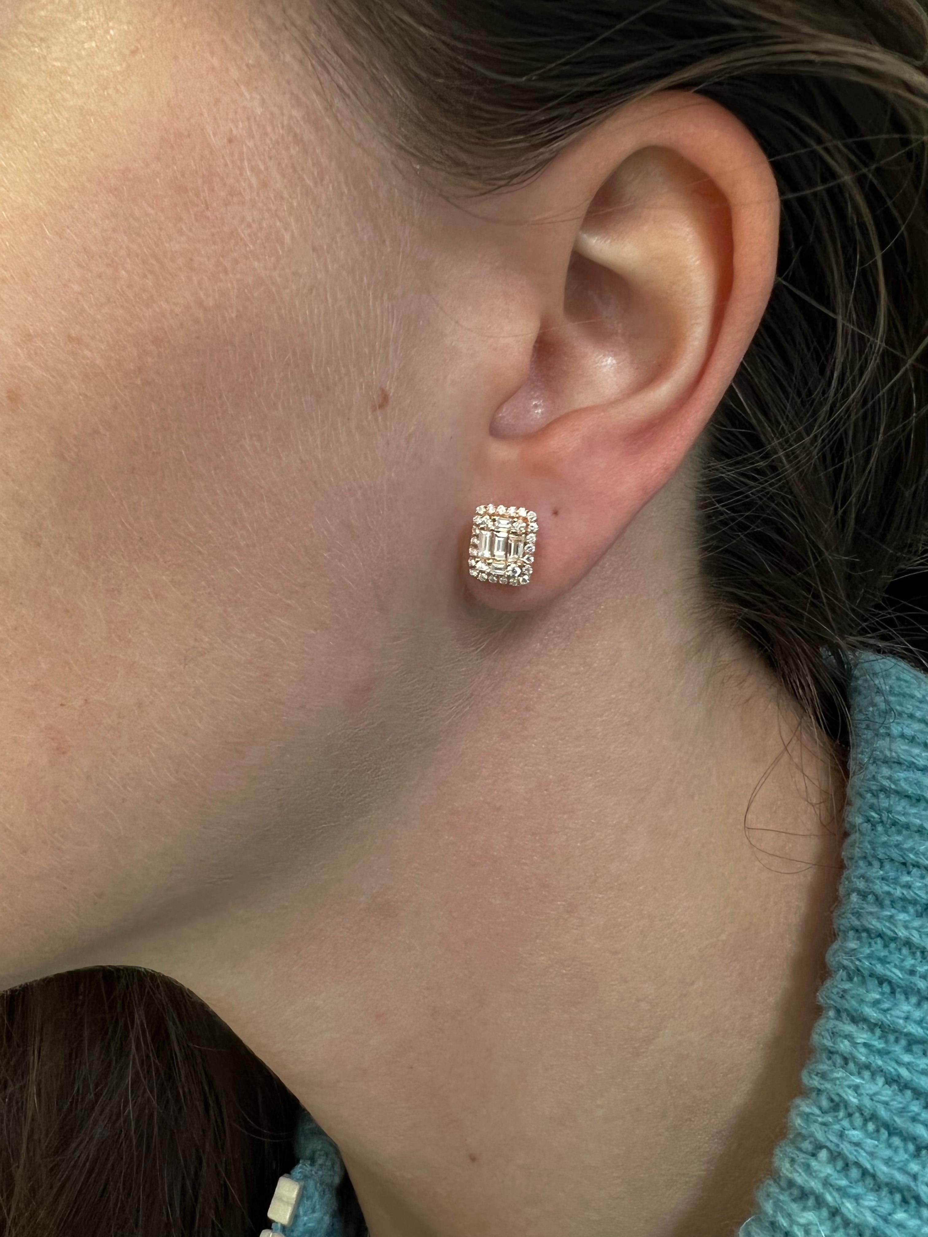 Women's or Men's 18 Karat White Gold Natural Diamond Cluster Halo Stud Earrings For Sale