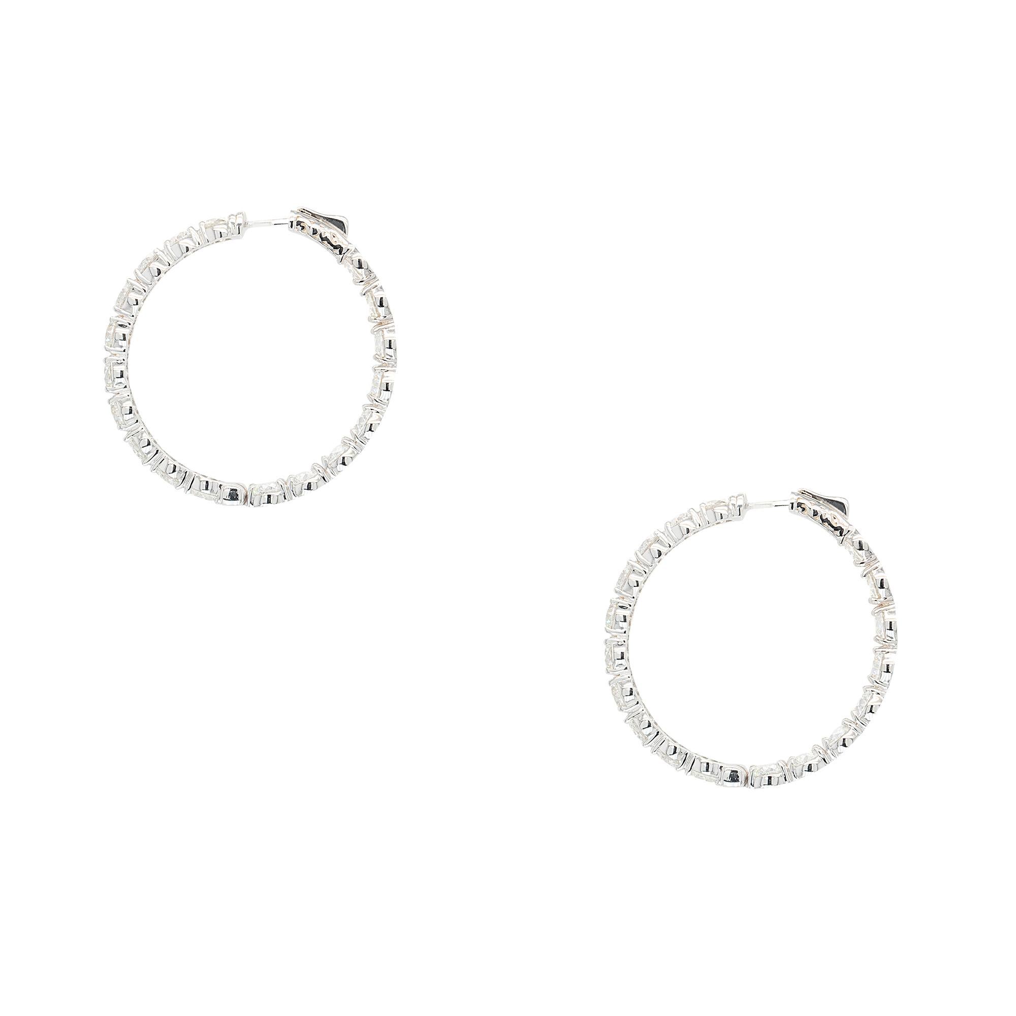 18kt White Gold 18.16cts Natural Diamonds Inside Out Hoop Earrings In Excellent Condition For Sale In Boca Raton, FL