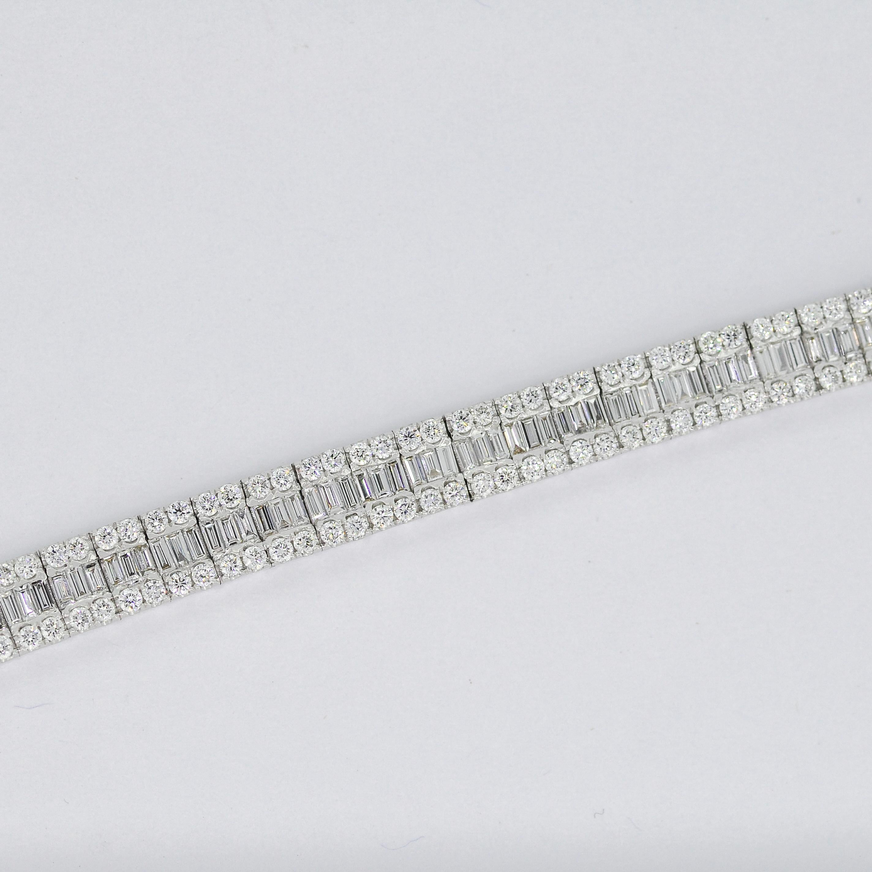 Modernes Baguette-Ennis-Armband, natürlicher Diamant 4,50 Karat 18 Karat Weißgold im Zustand „Neu“ im Angebot in Antwerpen, BE