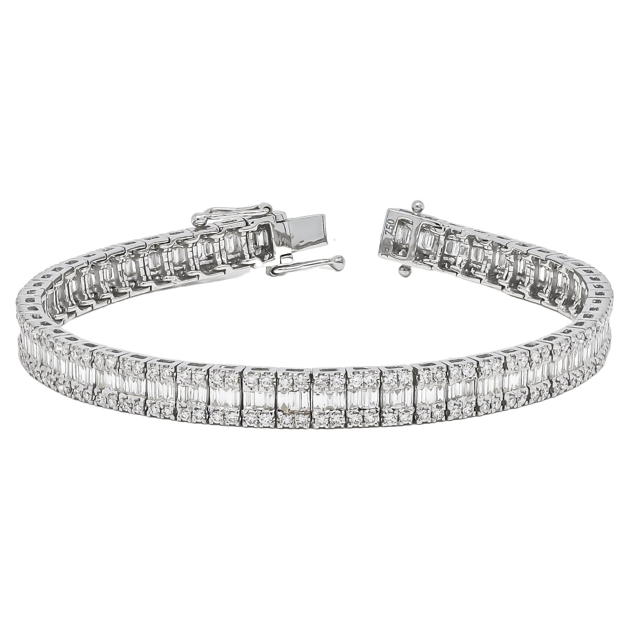 Bracelet tennis baguette en or blanc 18 carats avec diamants naturels 6,7 carats en vente
