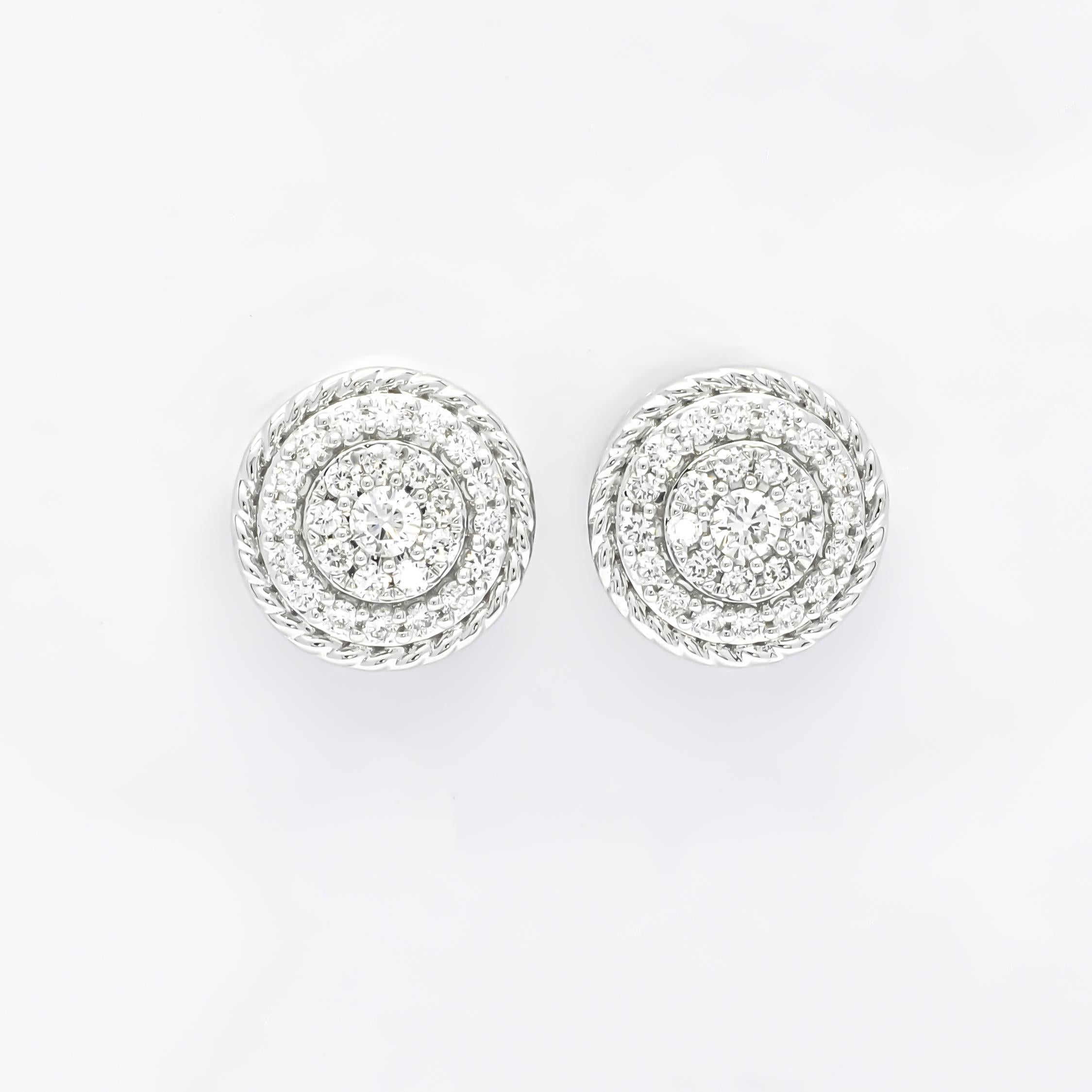 Round Cut Natural Diamond 0.50 Carat 18Karat White Gold Cluster Stud Earrings For Sale