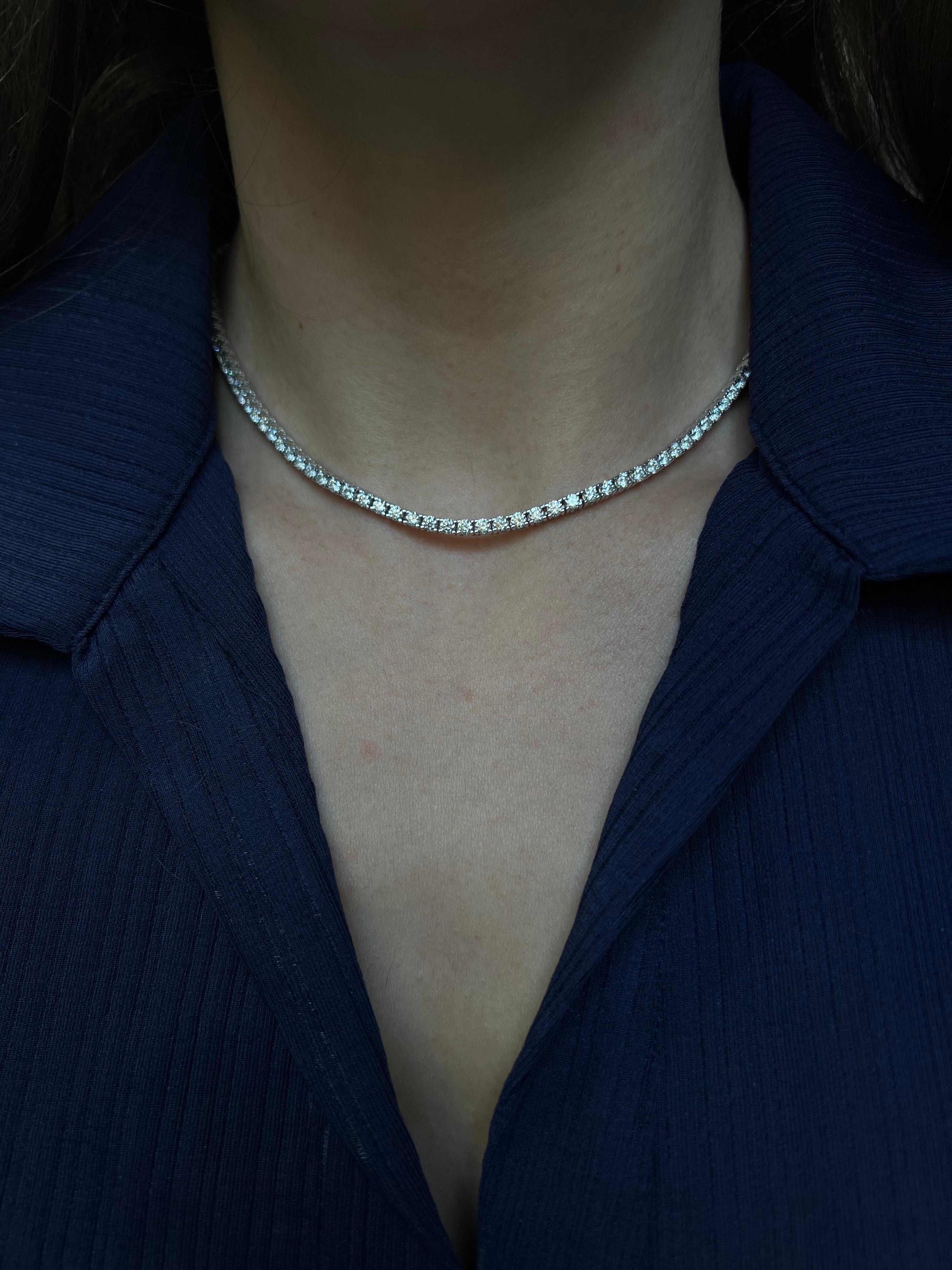 Round Cut Natural Diamond Necklace 11.13CT 18KT White Gold Women Statement Necklace For Sale