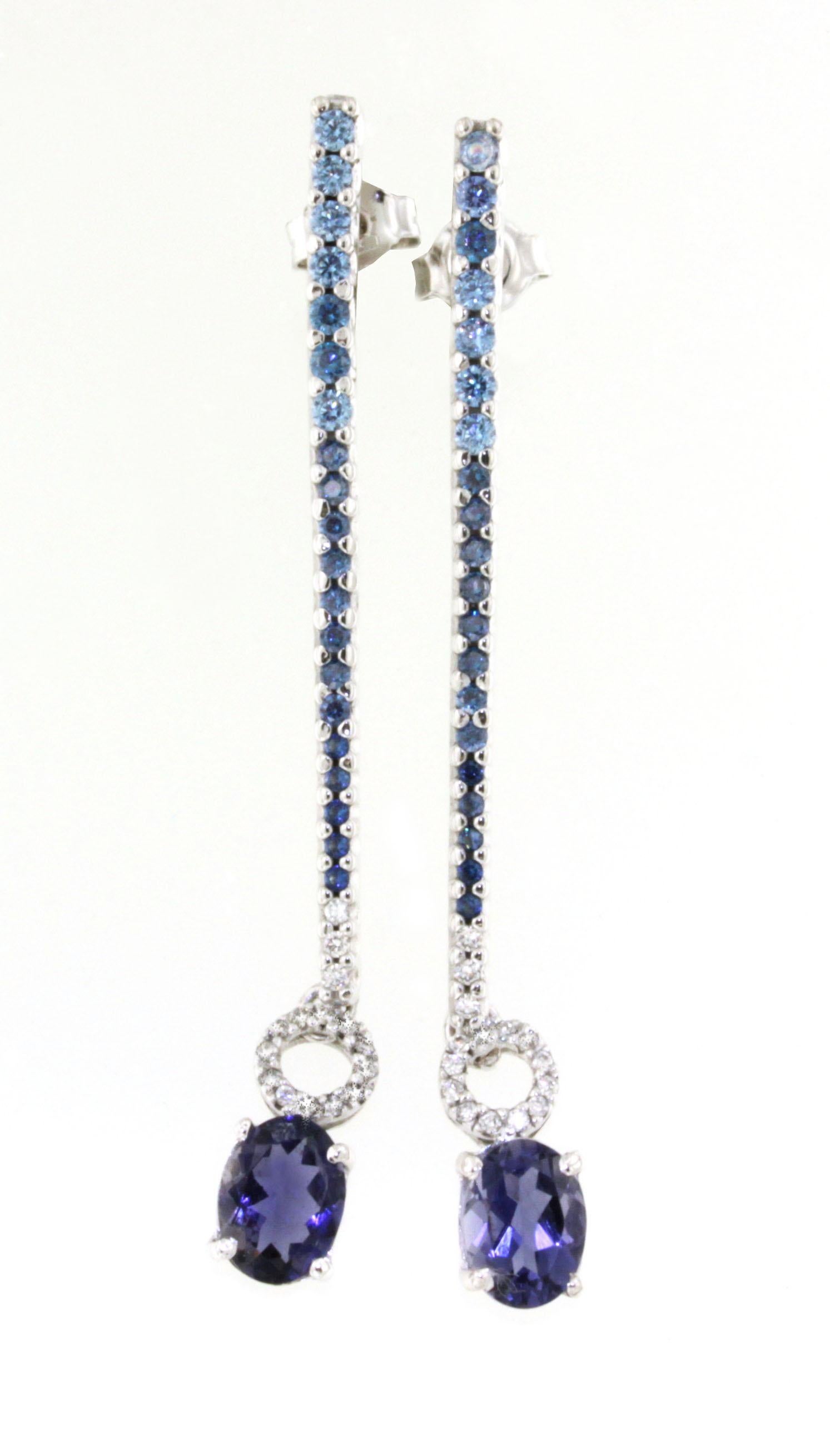 18Kt White Gold Natural Stones White Diamonds Modern Timeless  Earrings For Sale 1