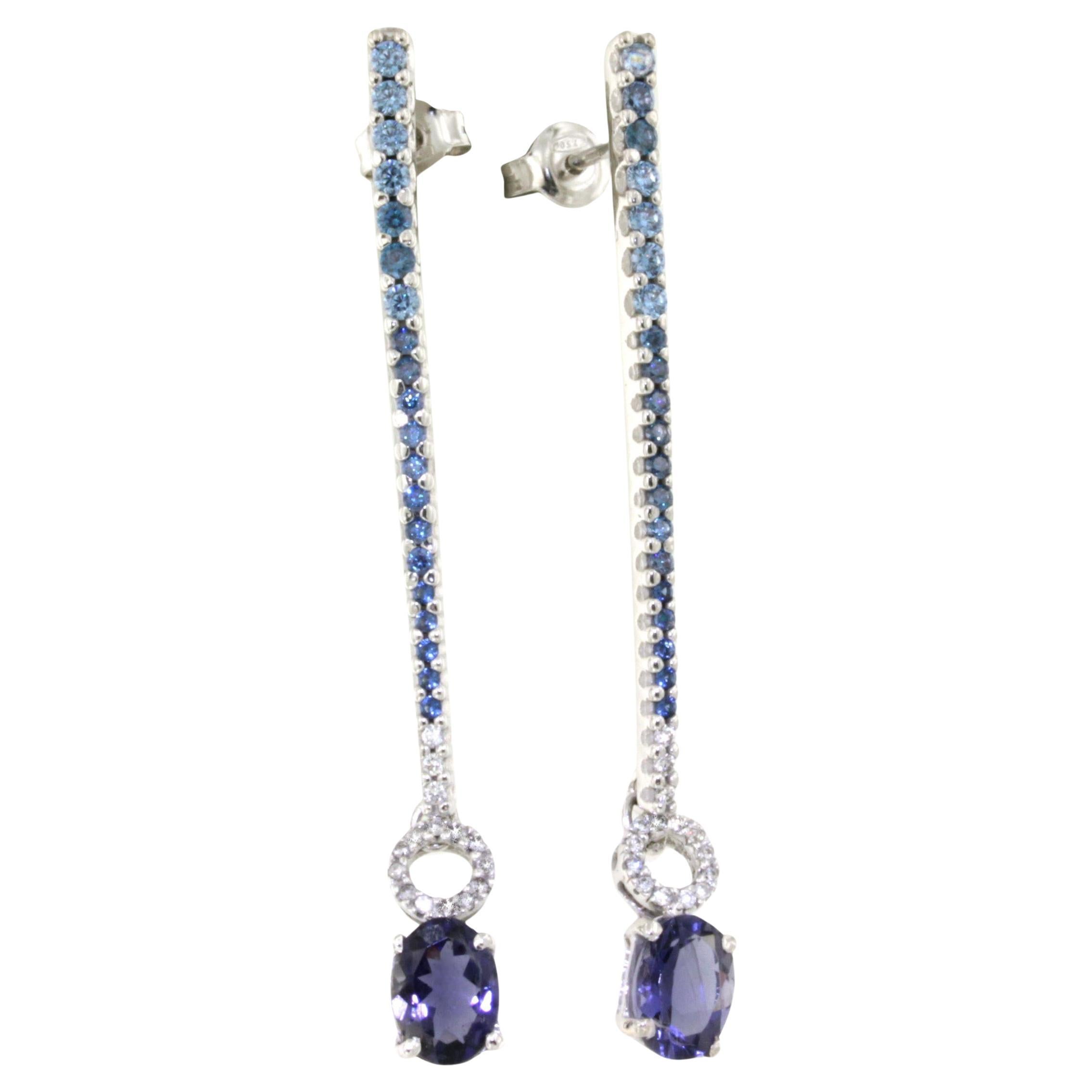 18Kt White Gold Natural Stones White Diamonds Modern Timeless  Earrings For Sale