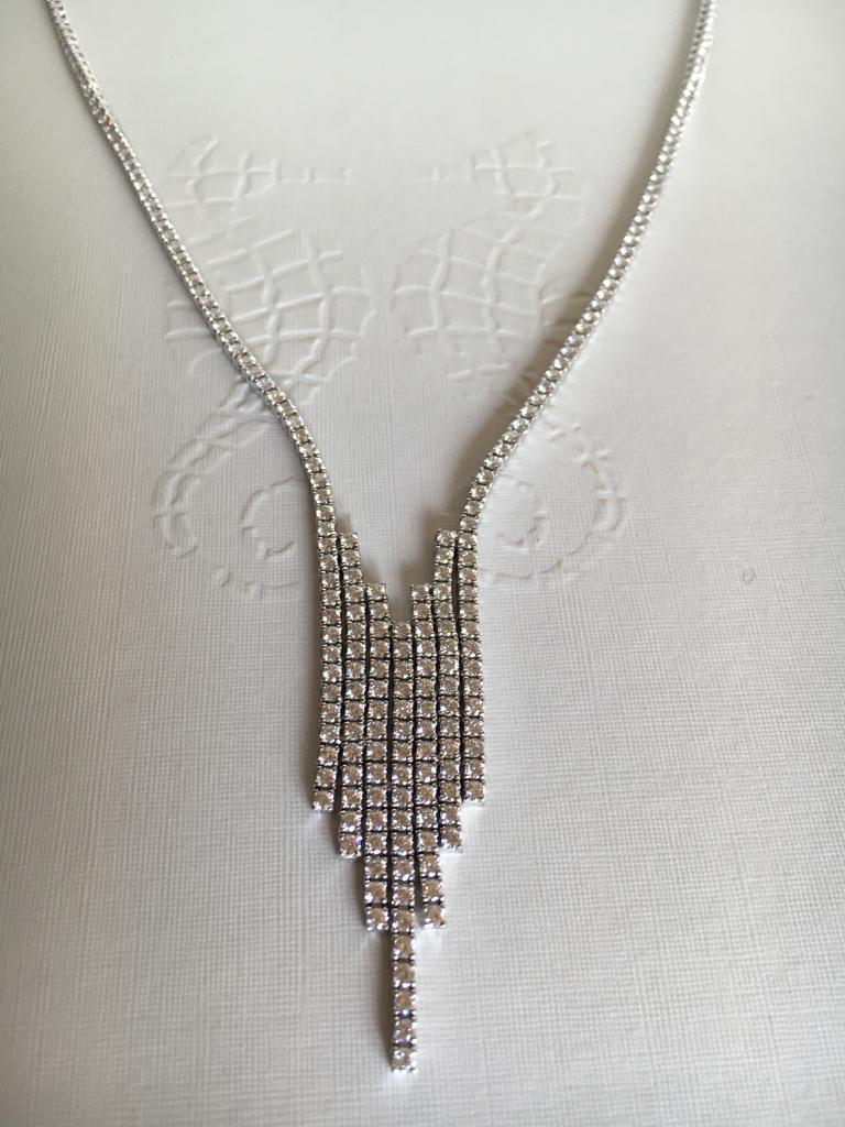 18kt white gold necklace, 9.56Ct diamonds, fashion pendant, Fratelli Piccini In New Condition For Sale In Firenze, FI