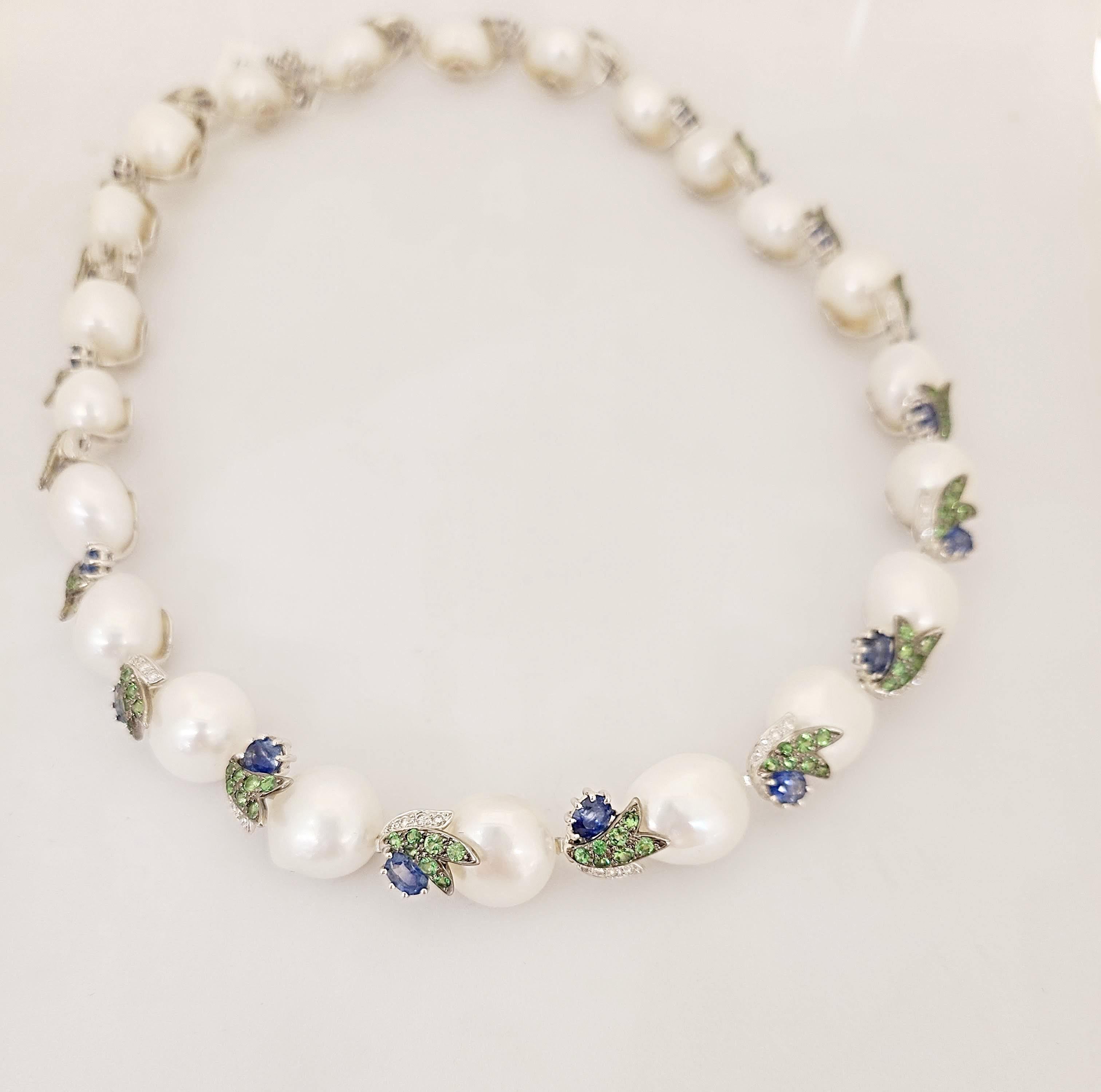 Modern 18 Karat Gold Necklace with Baroque Pearls, Sapphires, Tsavorites and Diamonds For Sale