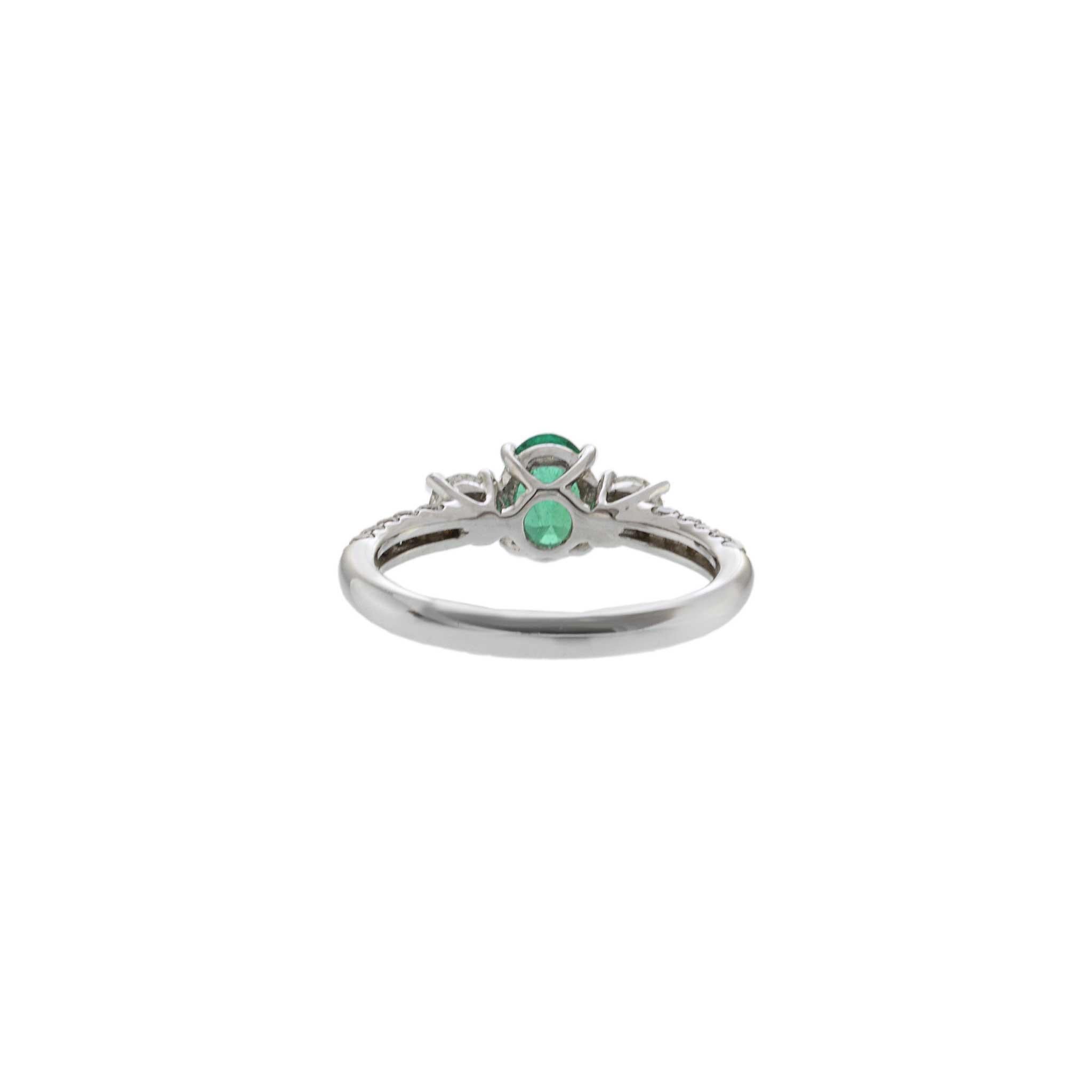 18KT White Gold Oval Emerald and Diamond Ring For Sale 6