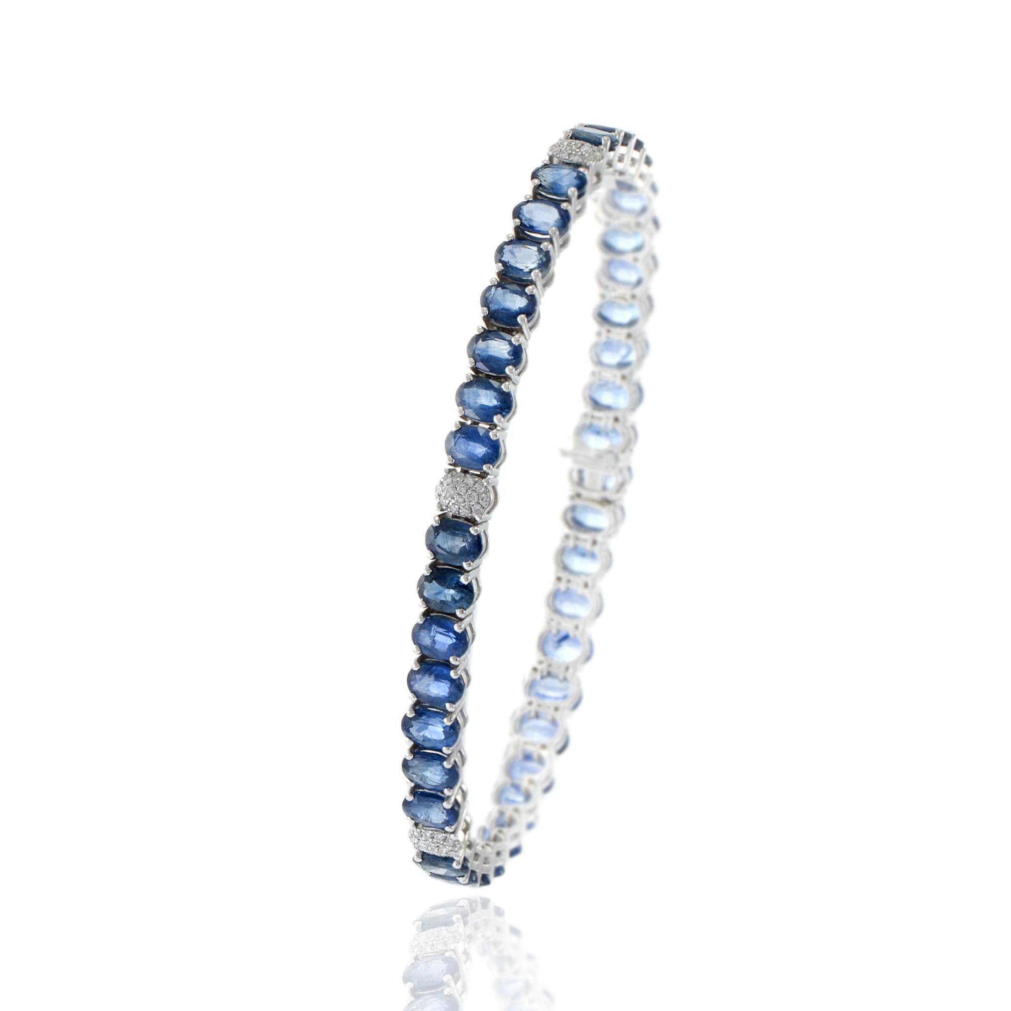18KT White Gold Oval Sapphire And Diamond Bracelet For Sale 1