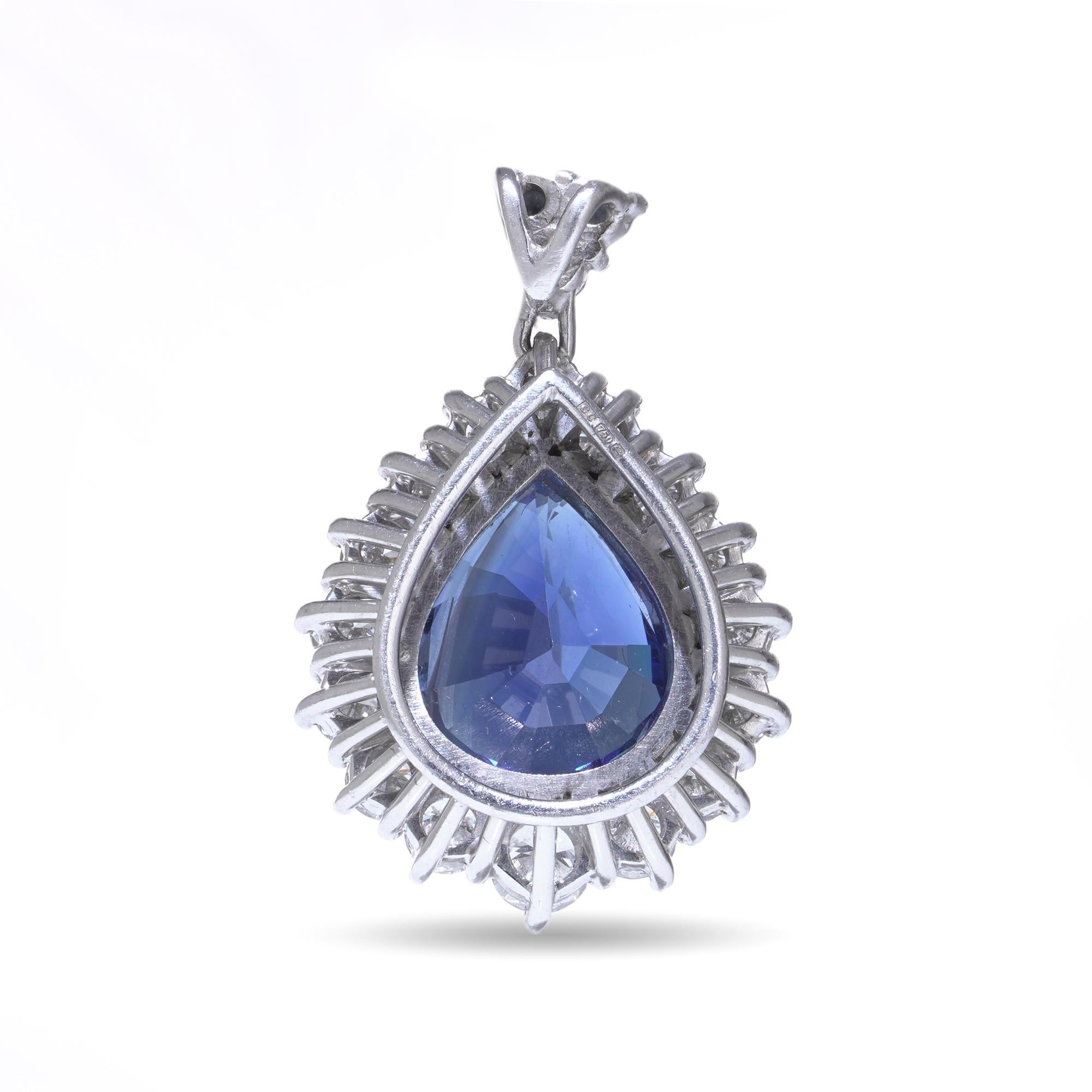 Women's 18kt White Gold Pear-Shape Sapphire & Diamond Pendant For Sale