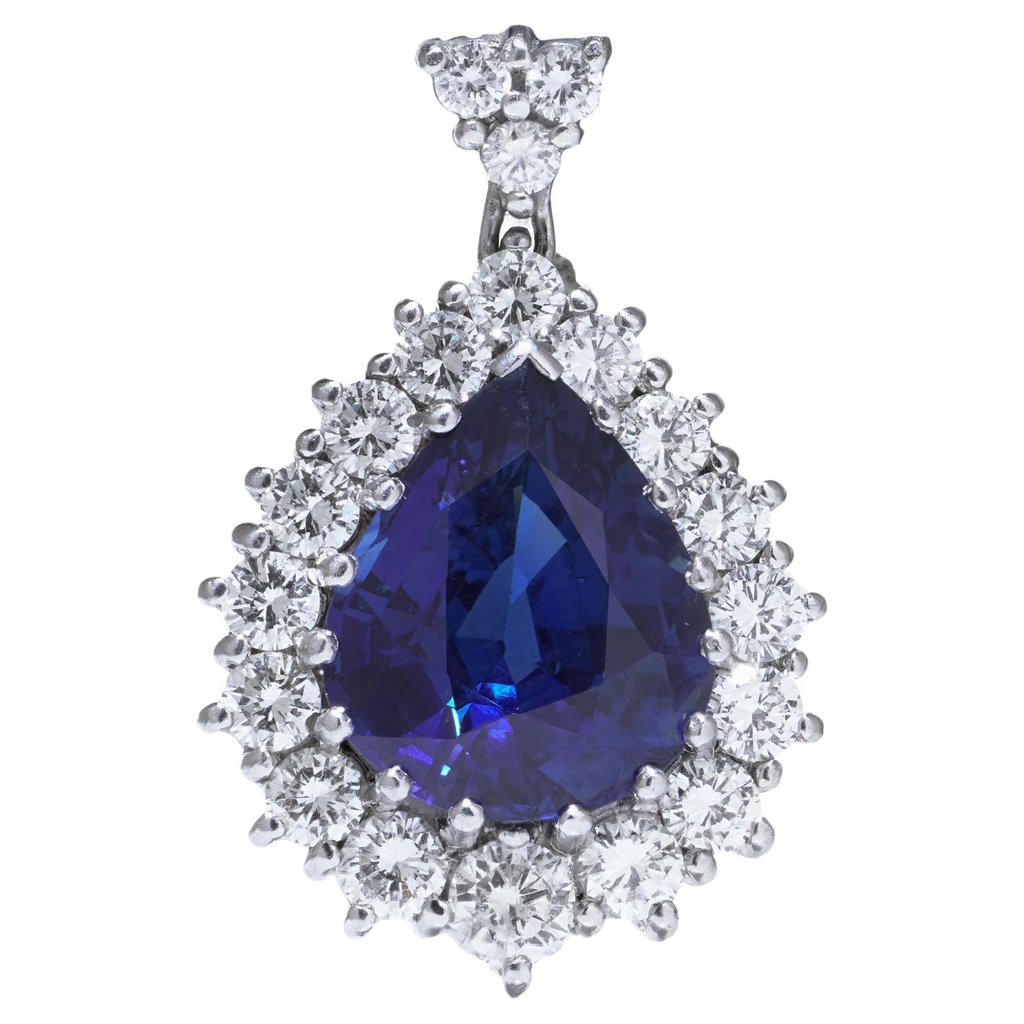 18kt White Gold Pear-Shape Sapphire & Diamond Pendant For Sale