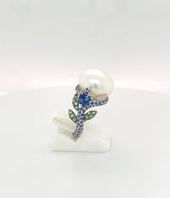 18 Karat White Gold Pearl, Diamond, 2.08 Carat Blue Sapphire and Tsavorite Ring