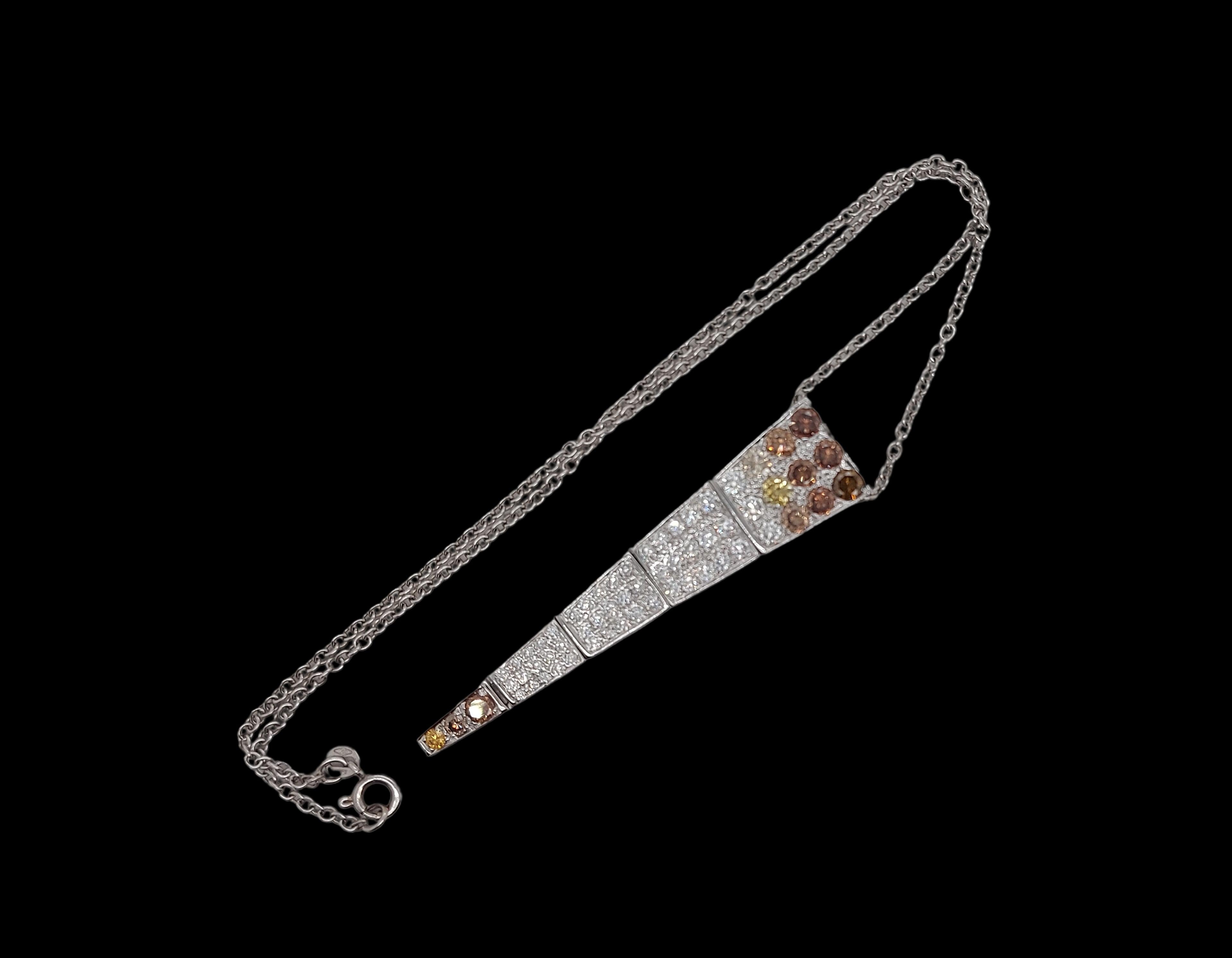 18kt White Gold Pendant and Necklace with 4.9ct White, Yellow and Cognac Diamond For Sale 3