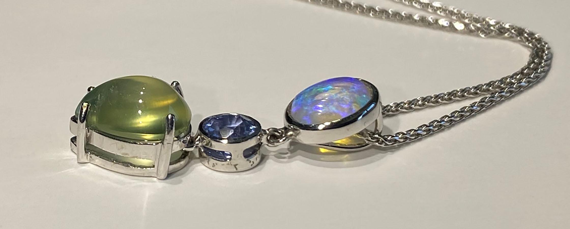 18kt White Gold Pendant with Opal, Sapphire & Phrenite For Sale 4
