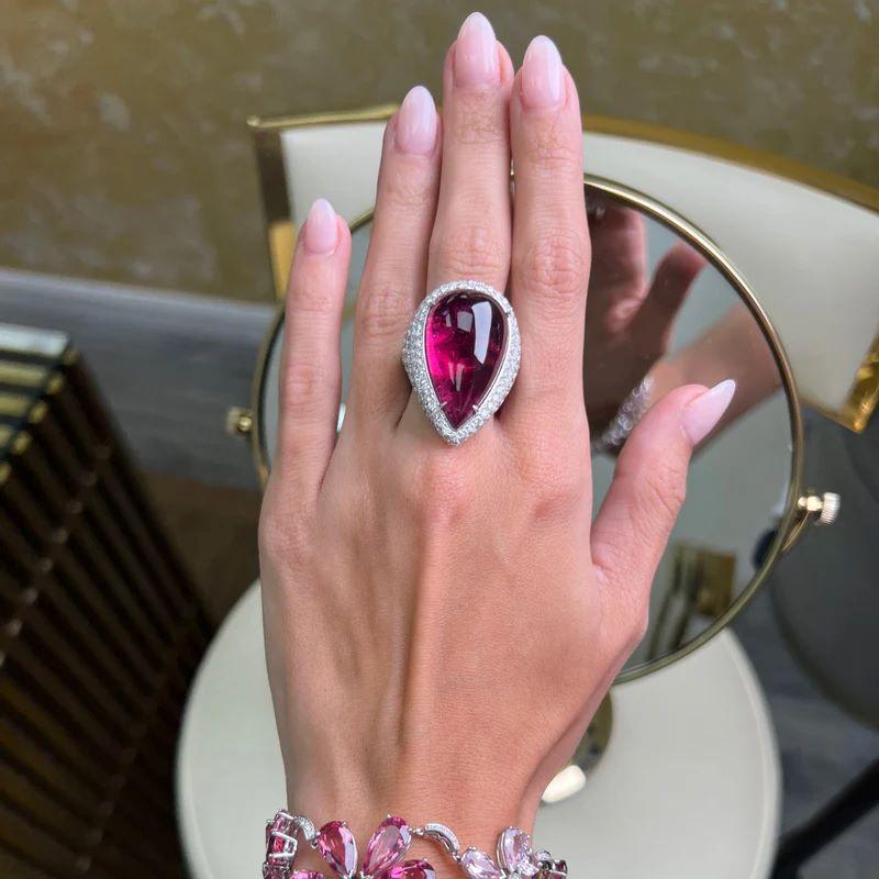 18kt White Gold Pink Tourmaline Cabochon Cut Diamond Ring For Sale 1