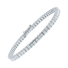 18kt White Gold Princess Cut Tennis Bracelet with 5.5ct of Diamonds