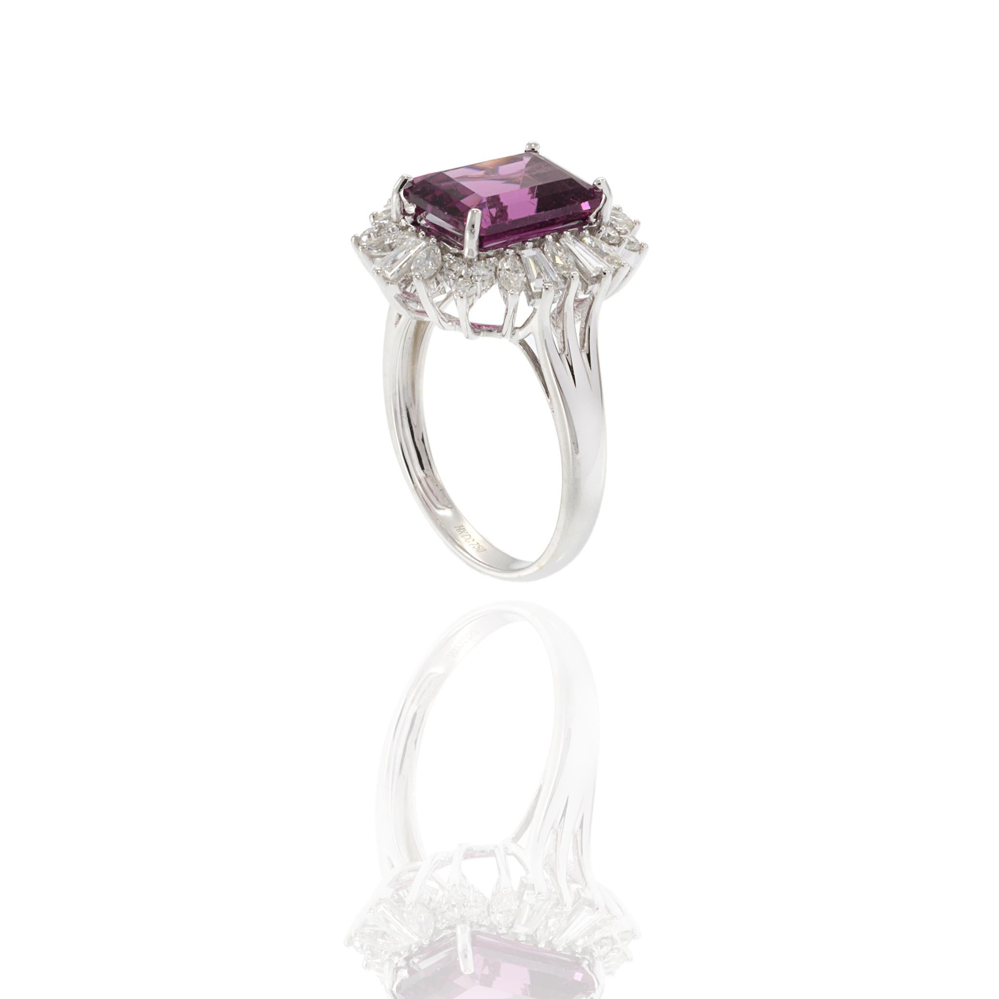18KT White Gold Rhodolite Garnet And Diamond Cocktail Ring For Sale 2