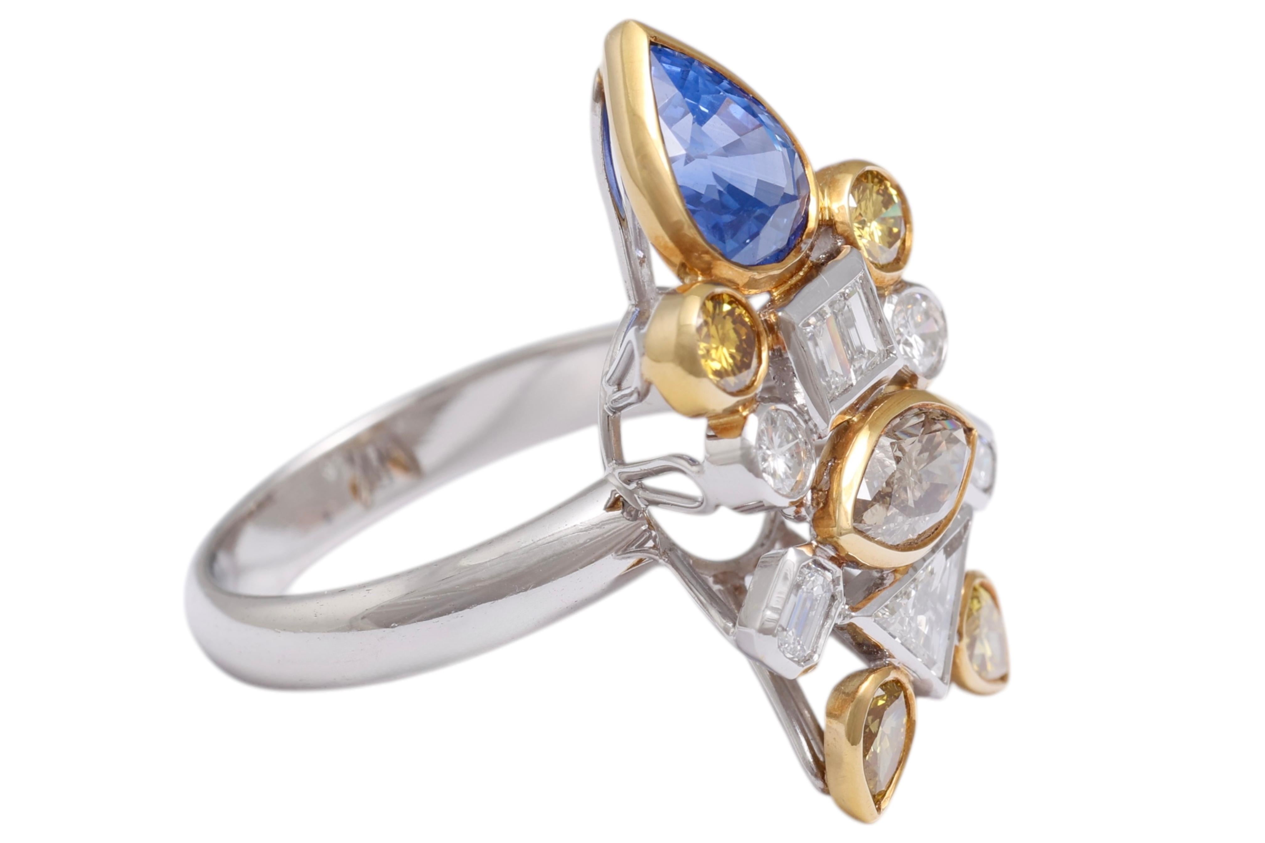 18kt white Gold Ring Depicting a Fish with 2.03ct Diamonds, 2.29ct Sapphires For Sale 1