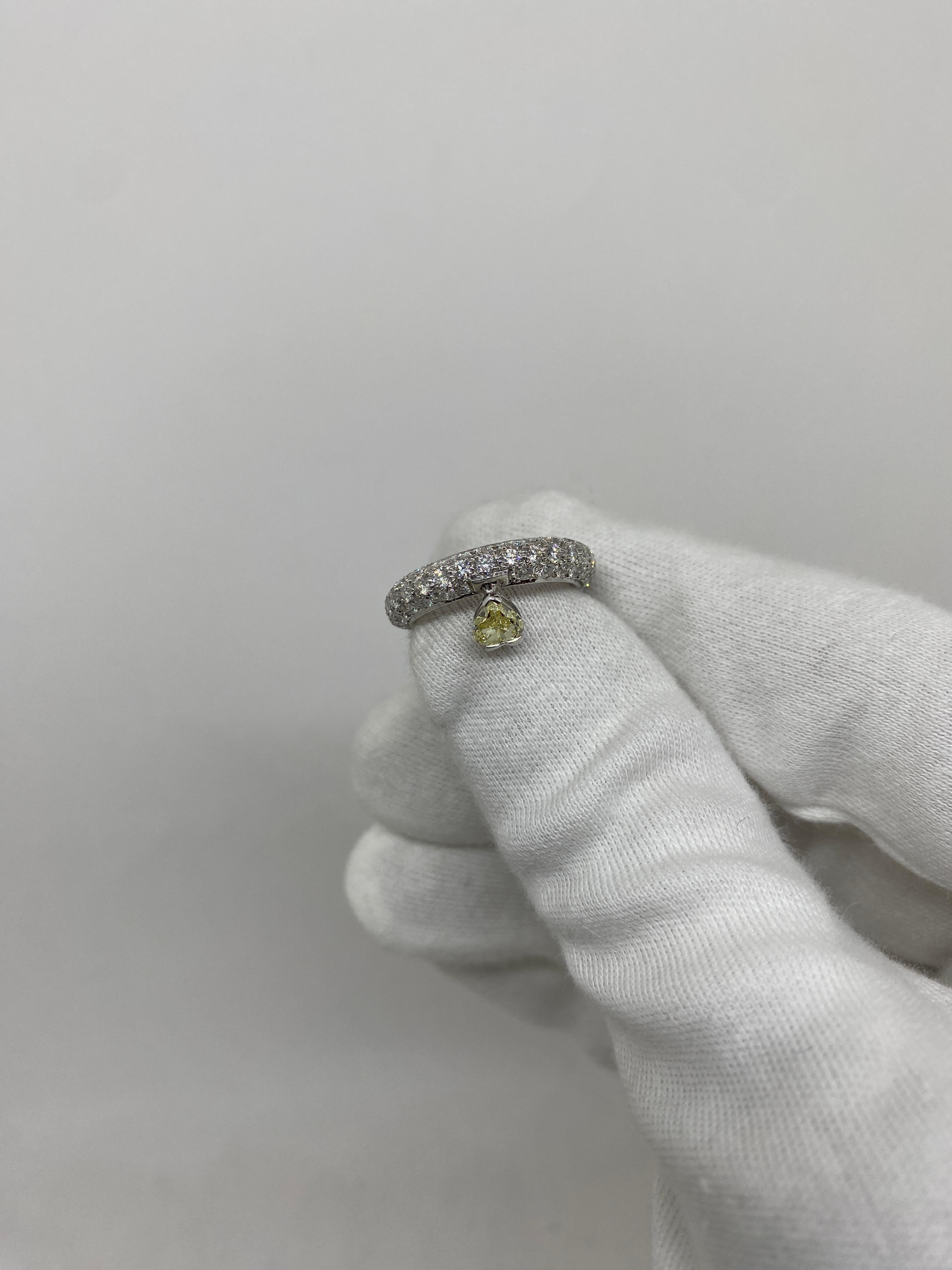 Heart Cut 18Kt White Gold Ring Fancy Yellow Heart Drop 0.50 ct White Diamonds 1.87 ct For Sale