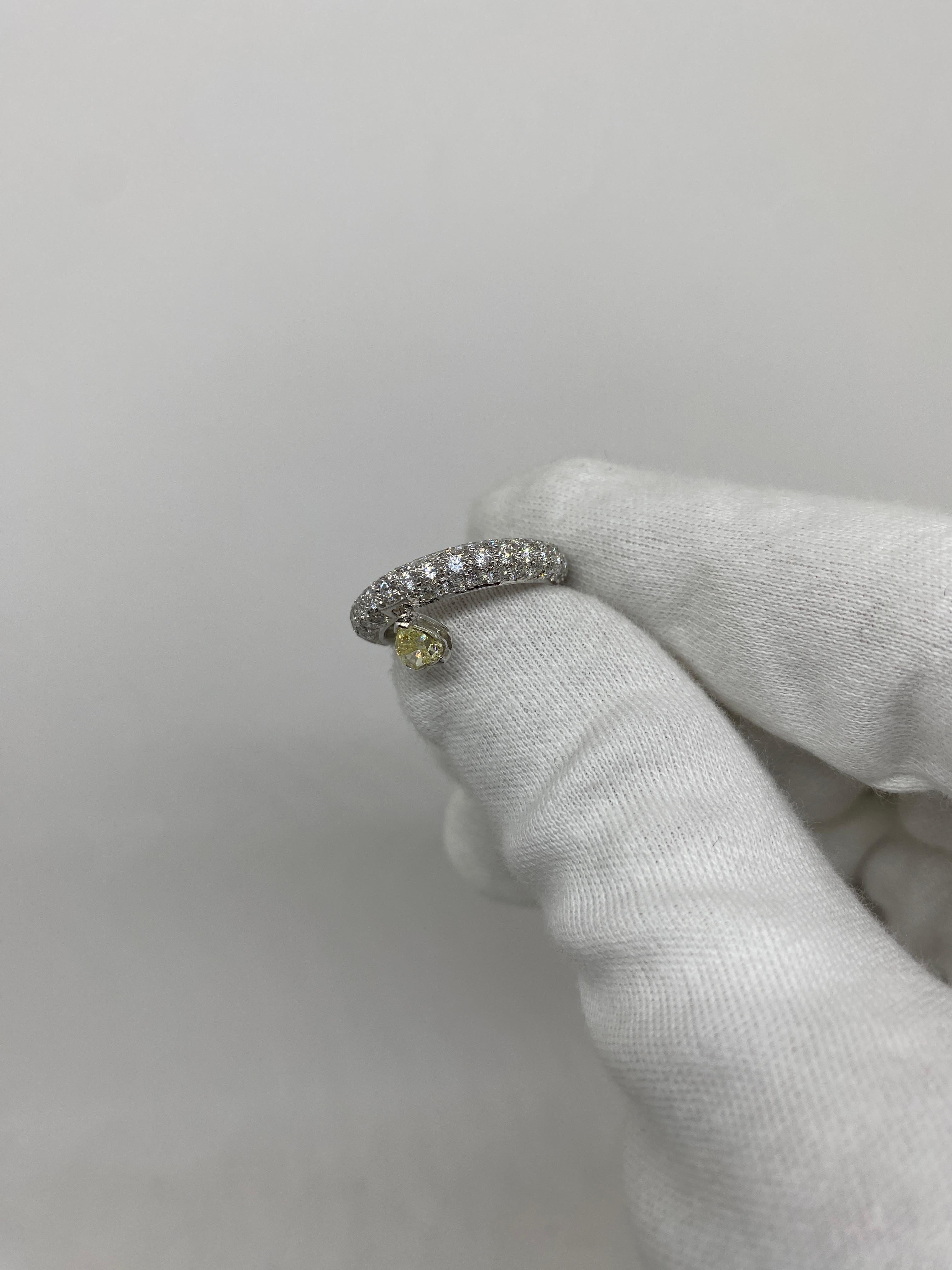 18Kt White Gold Ring Fancy Yellow Heart Drop 0.50 ct White Diamonds 1.87 ct In New Condition For Sale In Bergamo, BG