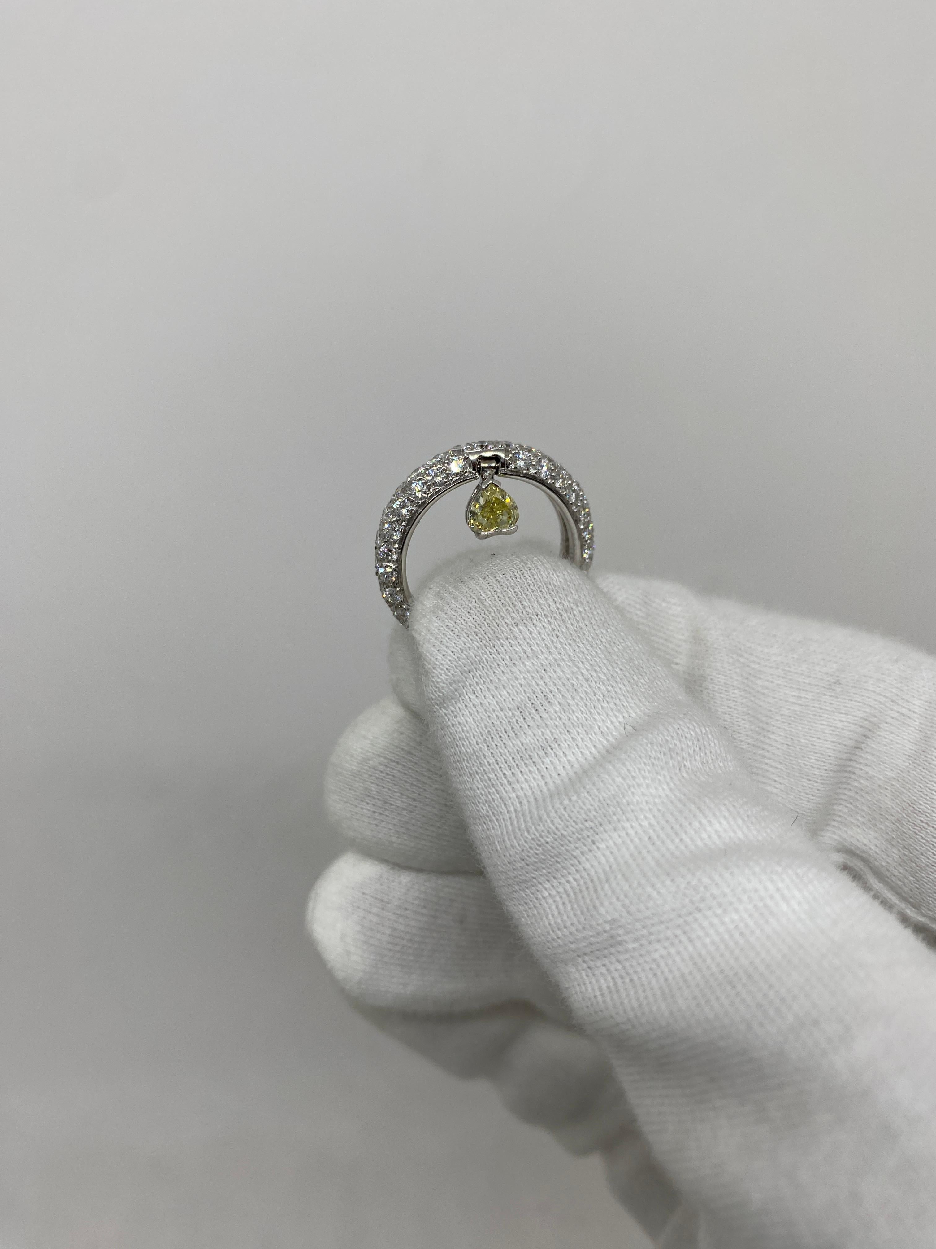 18Kt White Gold Ring Fancy Yellow Heart Drop 0.50 ct White Diamonds 1.87 ct For Sale 1