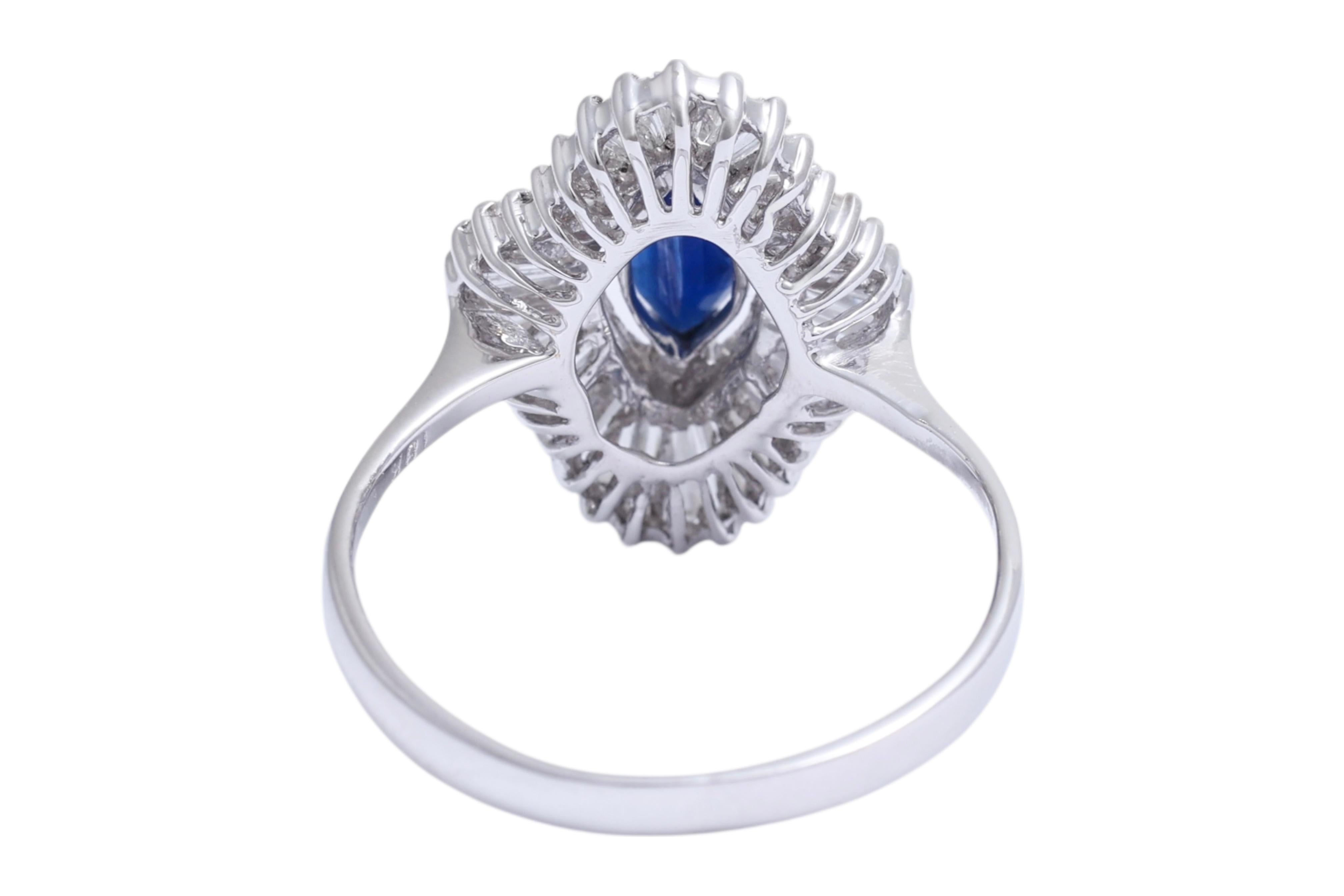 Bague en or blanc 18 carats avec saphir taille marquise 1,02 carat et diamants 2,4 carats en vente 4