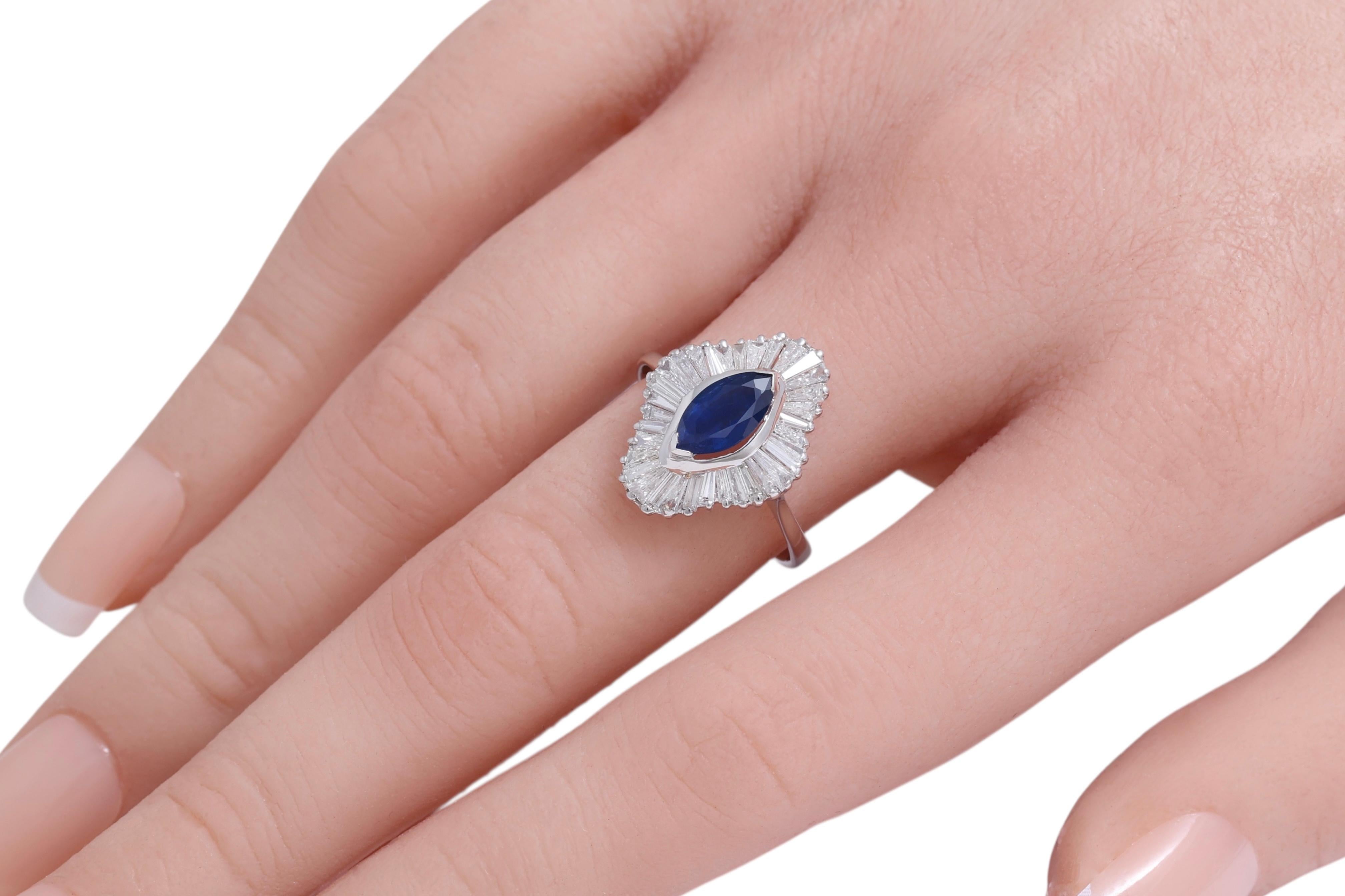 Bague en or blanc 18 carats avec saphir taille marquise 1,02 carat et diamants 2,4 carats en vente 6
