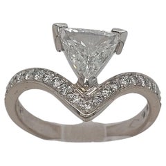18kt White Gold Ring with 1.02ct Triangle Diamond & 0.4ct Brilliant Cut Diamonds