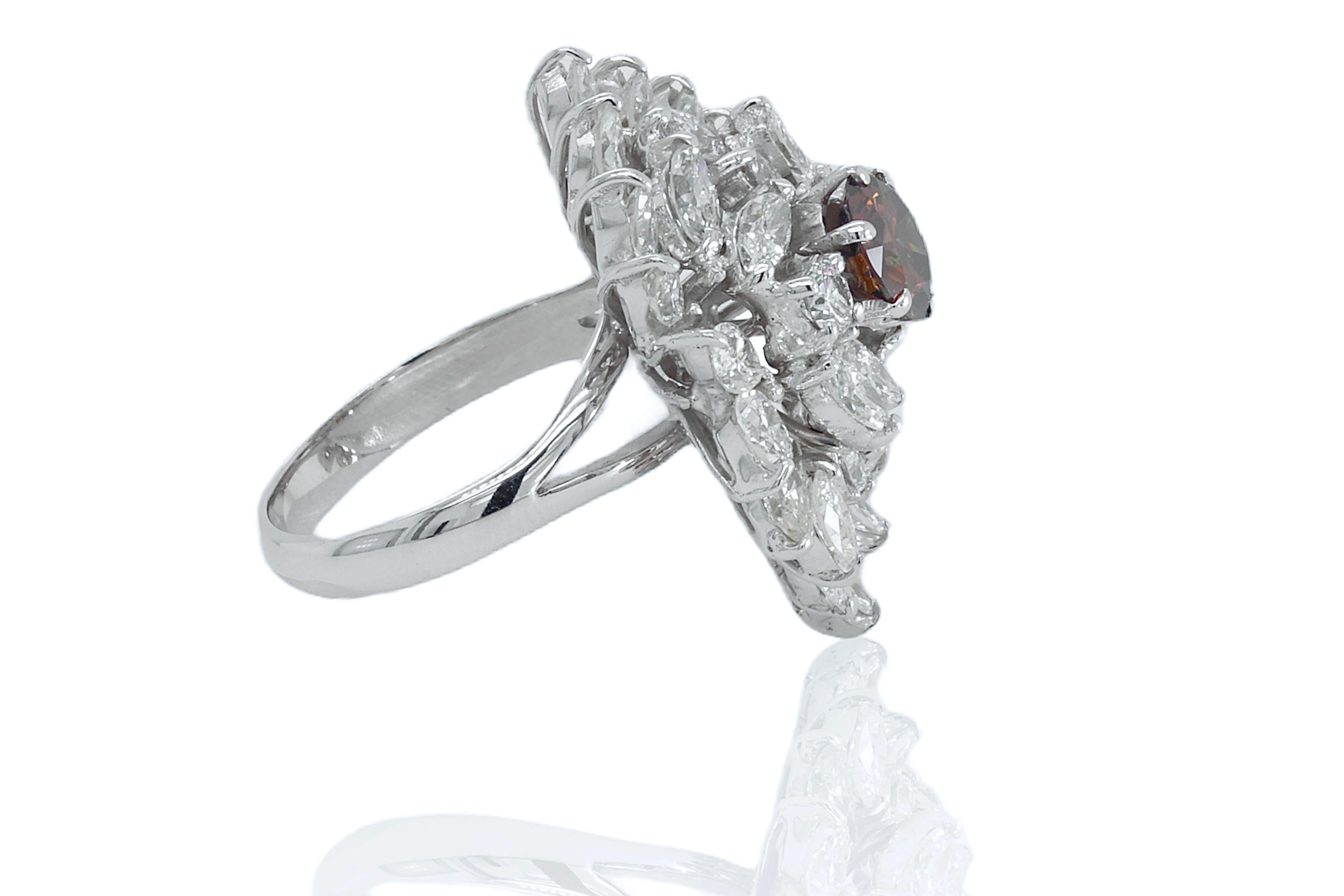 Women's or Men's 18kt White Gold Ring with 1.4ct Brown Diamond, Marquise & Brilliant Cut Diamonds For Sale