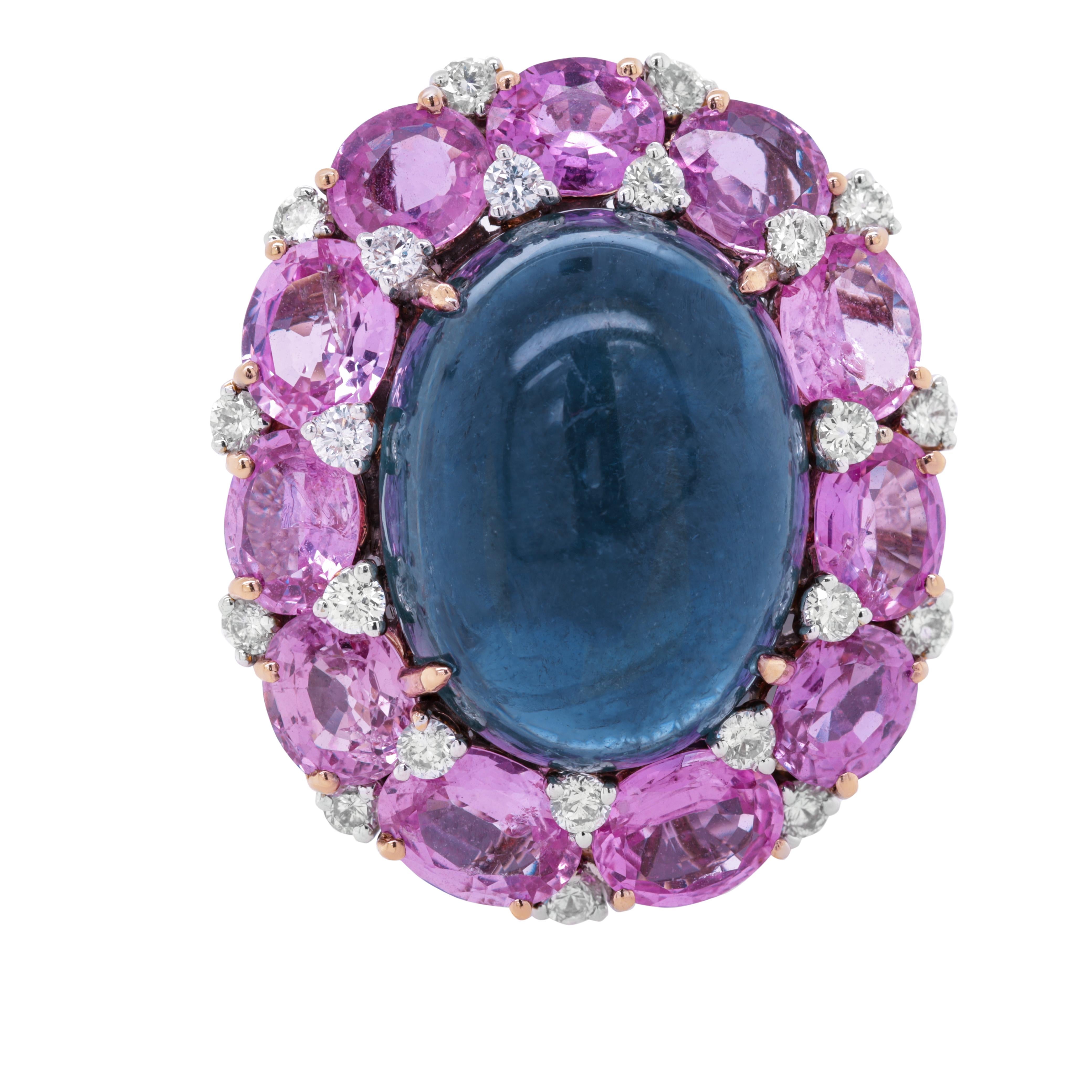 Modern 18kt White Gold Ring with 25.30 Cts Sapphires and 1.14 Cts Diamonds For Sale