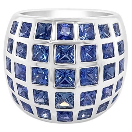 18Kt Weißgold Ring mit 35 Blauen Saphiren 6,10 Karat im Angebot