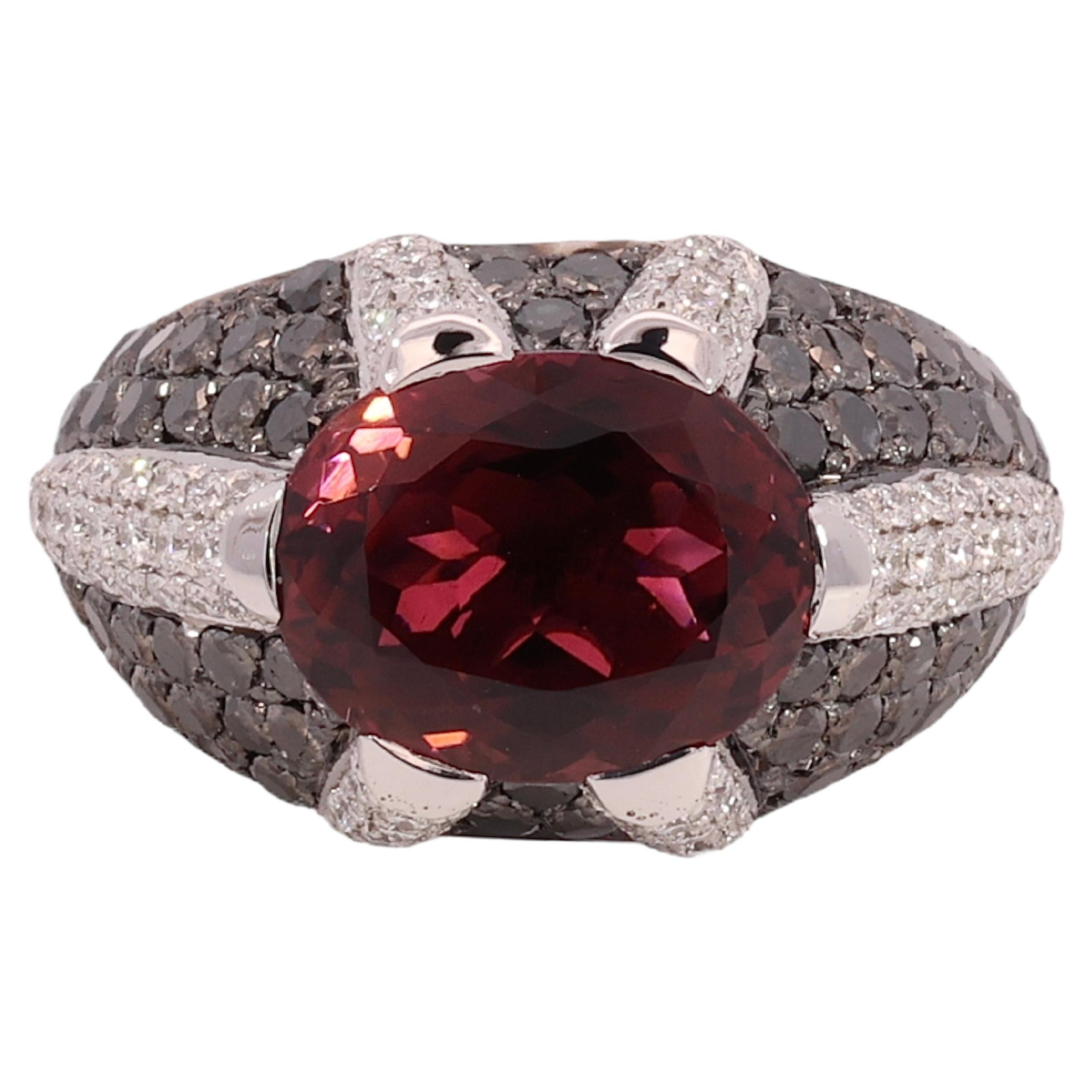 18kt White Gold Ring with 5.61ct Tourmaline and 2.75ct White and Black Diamonds For Sale