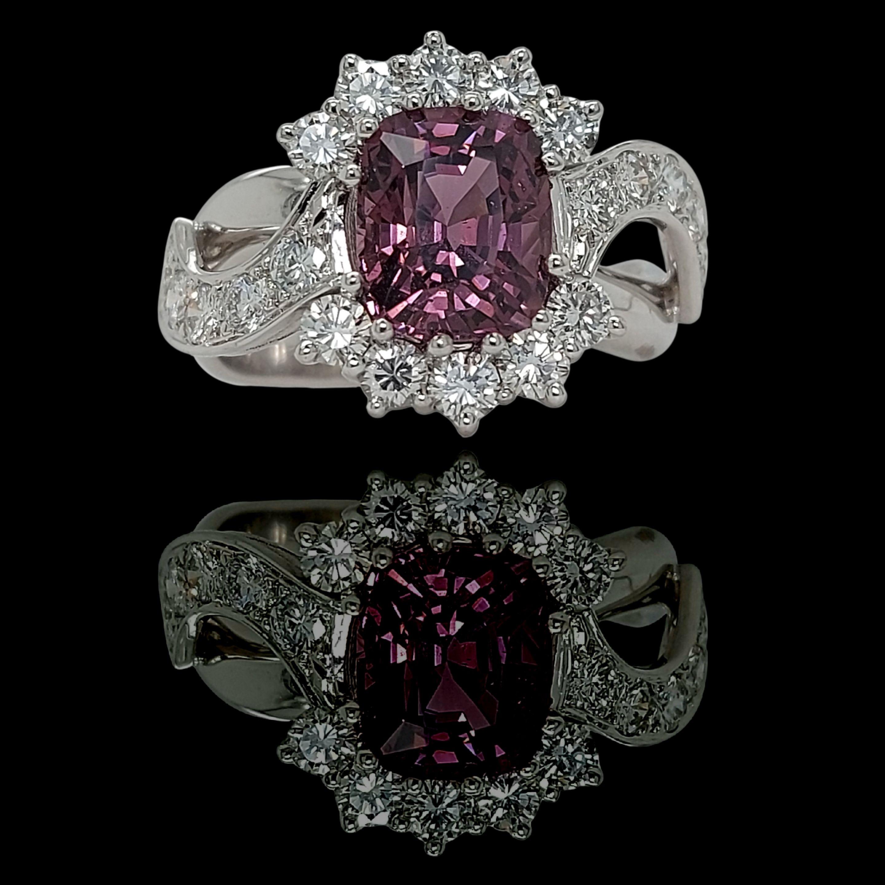 18kt White Gold Ring with a 3.25 Ct No Heat Spinel Spinel stone and 1.2ct Diamonds

Exclusive handcrafted 18 kt diamond Spinel Ring,One of a kind.

Stone: Natural Unheated Spinel stone 3.25 Carat

Diamonds: 20 brilliant cut diamonds, together 1.2ct
