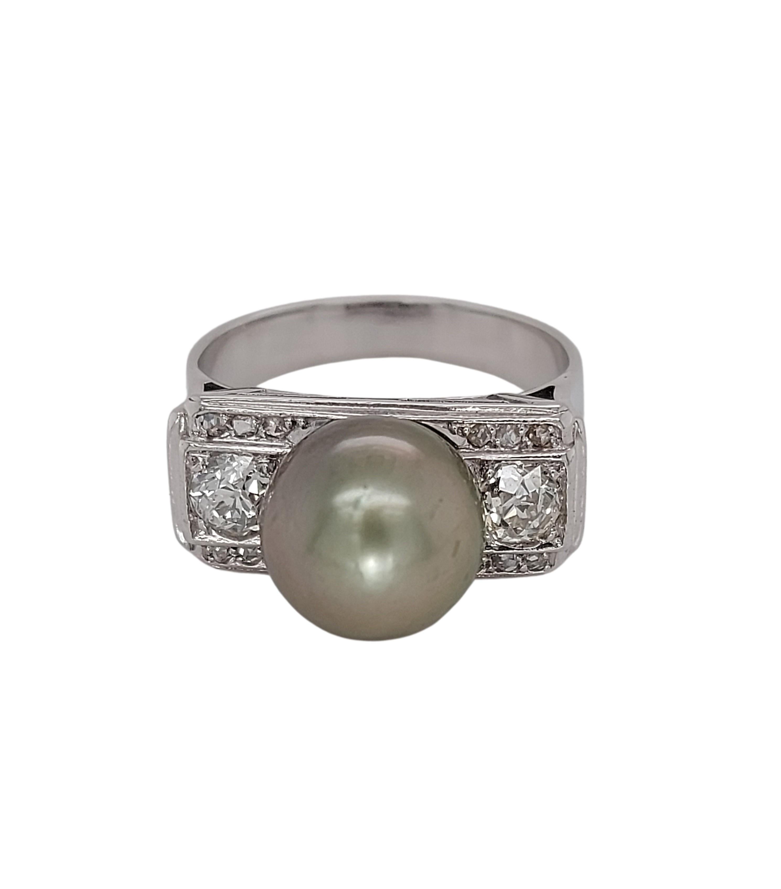 Artisan 18kt White Gold Ring with Green Tahiti Pearl and 0.5ct Old Mine Cut Diamonds