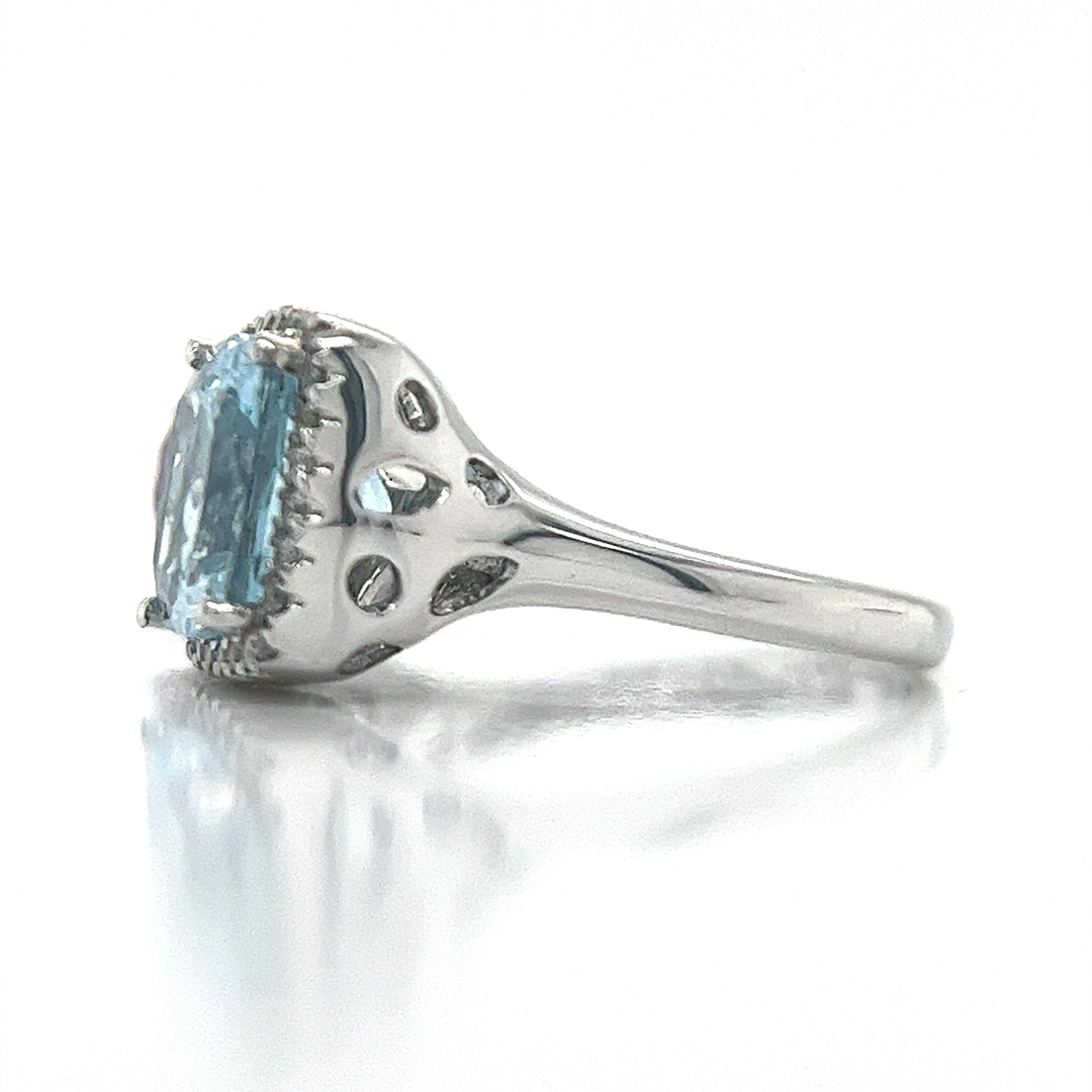 18kt White Gold Ring with Kunzit,  Diamonds and Aquamarine  In New Condition In Miami, FL