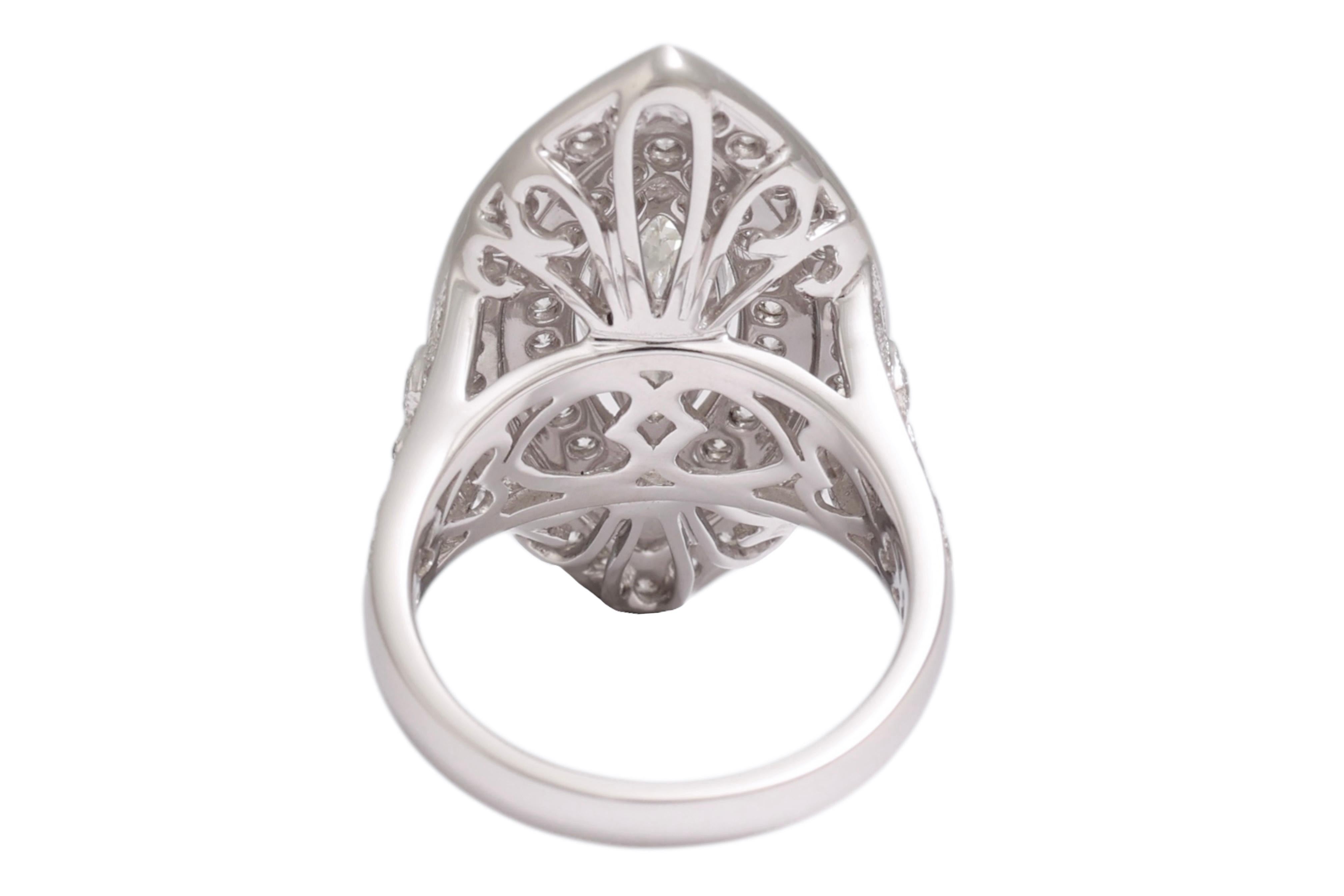 18kt White Gold Ring With Large 1.78 Carat Marquise Diamond & Brilliant Diamonds For Sale 2