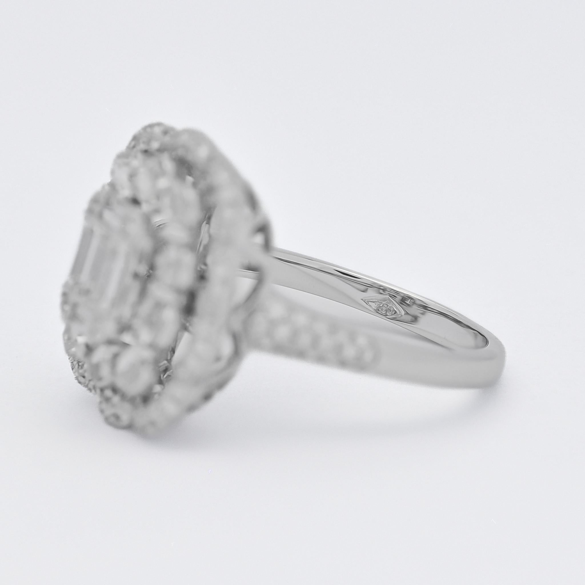 Modern Natural Diamond Ring 1.80 cts 18 Karat White Gold Briolette Diamond Luxury Ring For Sale