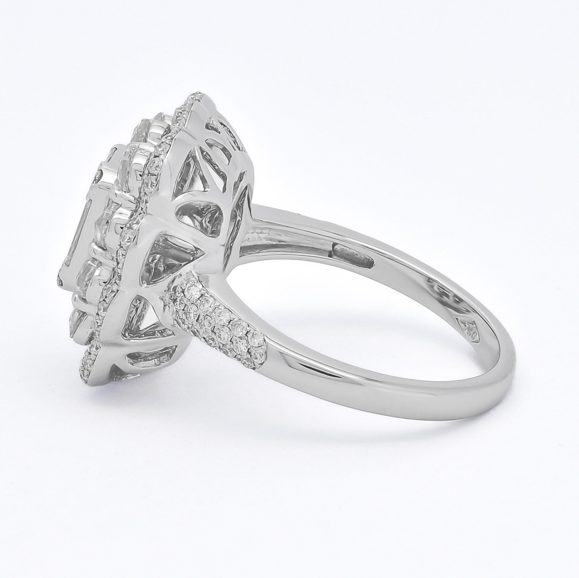 Women's Natural Diamond Ring 1.80 cts 18 Karat White Gold Briolette Diamond Luxury Ring For Sale