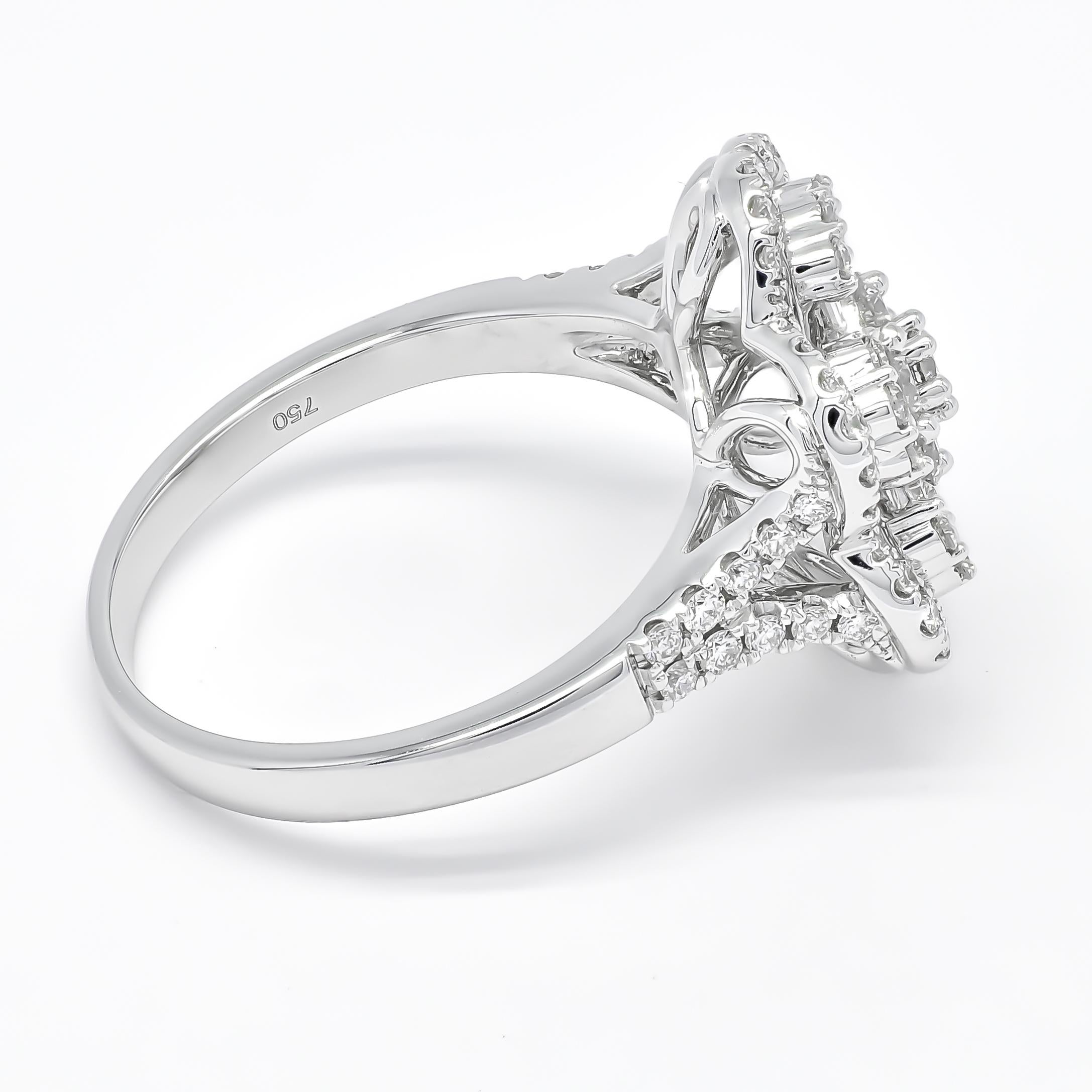 En vente :  Bague à la mode en or blanc 18 carats avec grappe de diamants ronds et baguettes en forme d'étoile de fleur  3