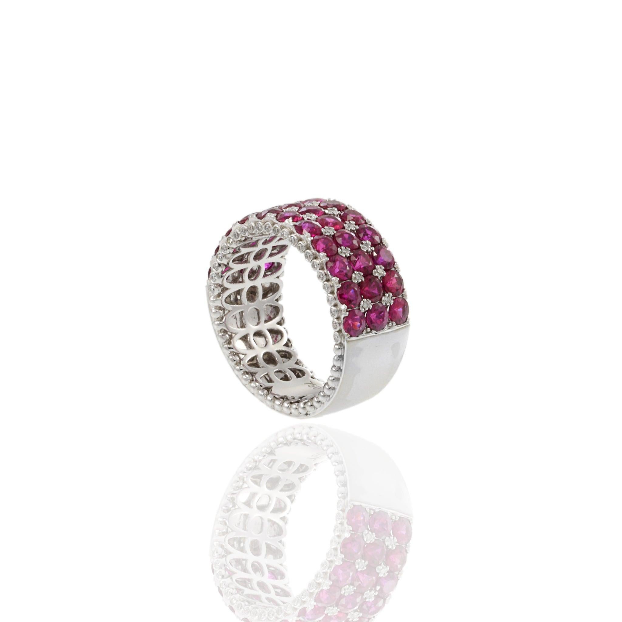 18KT White Gold Round Cut Diamond and Ruby Ring For Sale 3