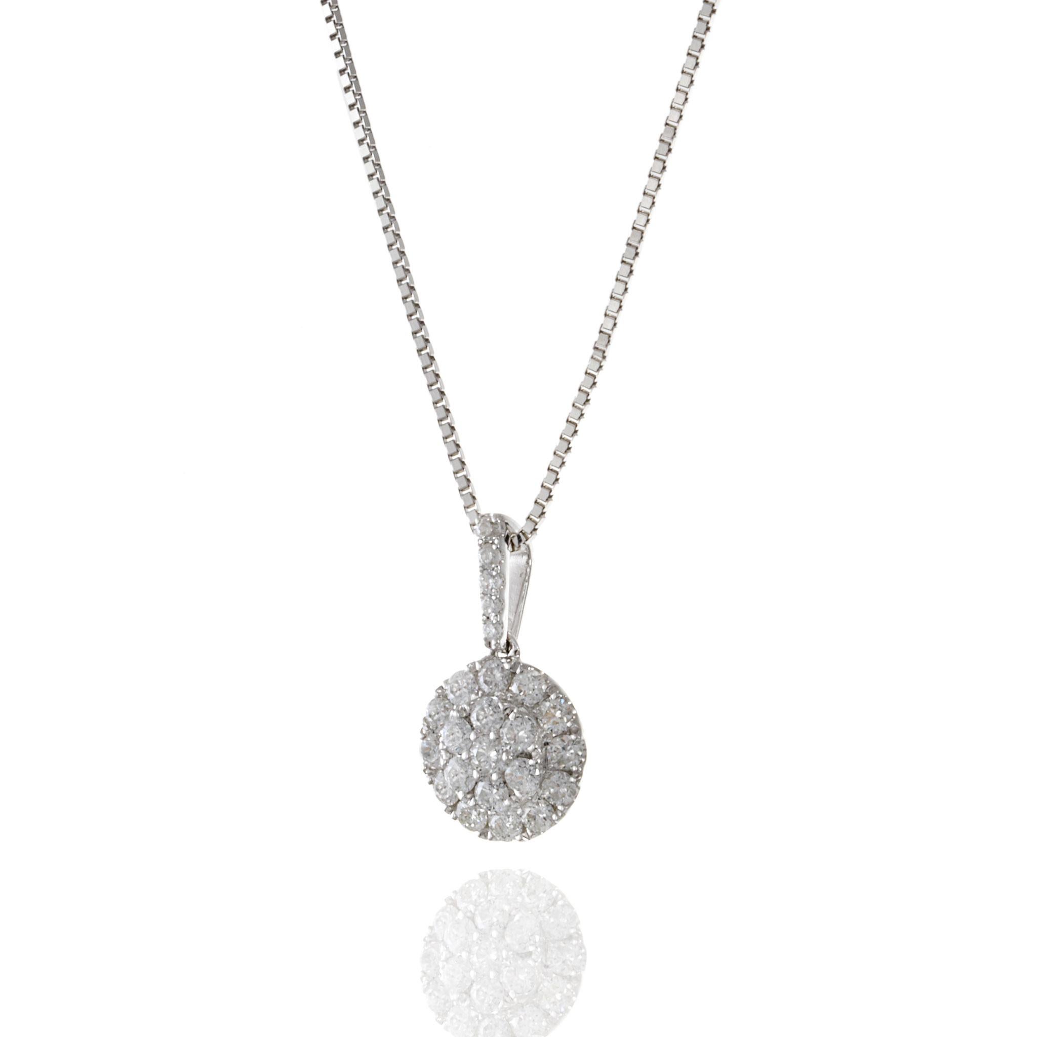 Taglio rotondo Ciondolo a grappolo con diamante rotondo in oro bianco 18KT in vendita