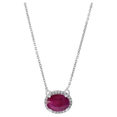 18KT Rose Gold Multi Cut Diamond Flower Necklace For Sale at 1stDibs