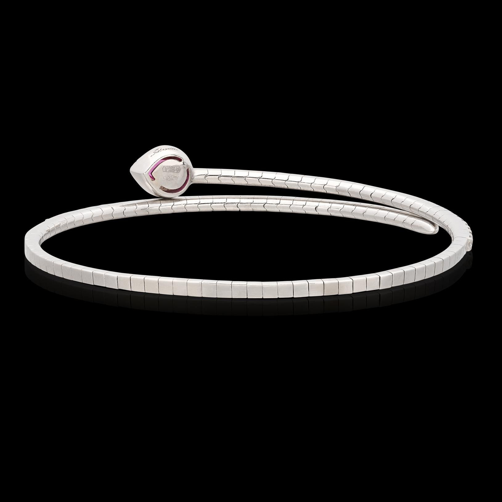 Bracciale Flex in oro bianco 18kt con rubini e diamanti di Salavetti in vendita 2
