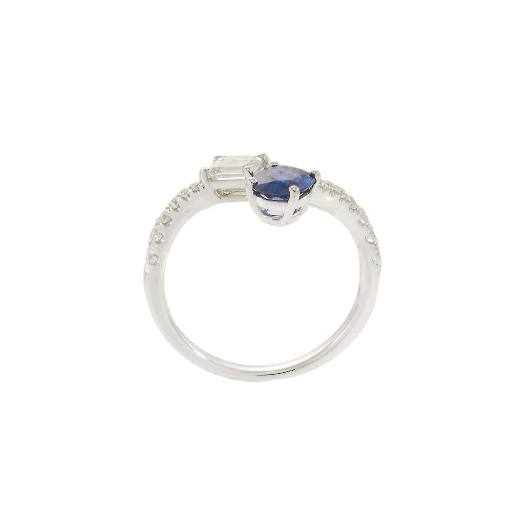 Anello a fascia con zaffiro e diamante in oro bianco 18KT In condizioni Nuovo in vendita a New York, NY