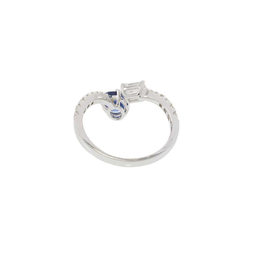 Anello a fascia con zaffiro e diamante in oro bianco 18KT in vendita 2