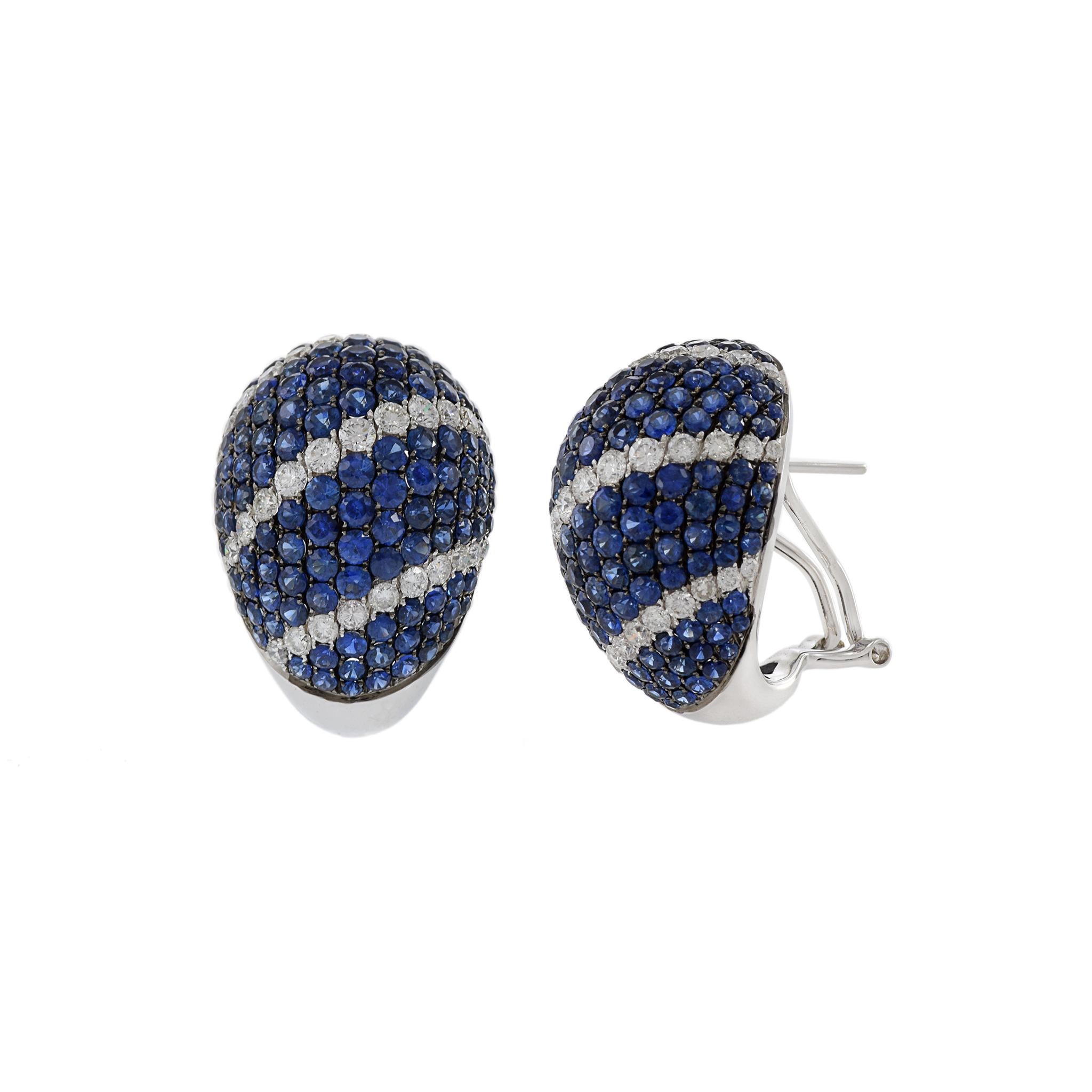 Round Cut 18KT White Gold Sapphire Earrings Huggies For Sale