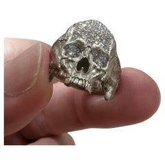 18kt White Gold Skull Ring with VS1 Natural Diamond Cocktail Ring